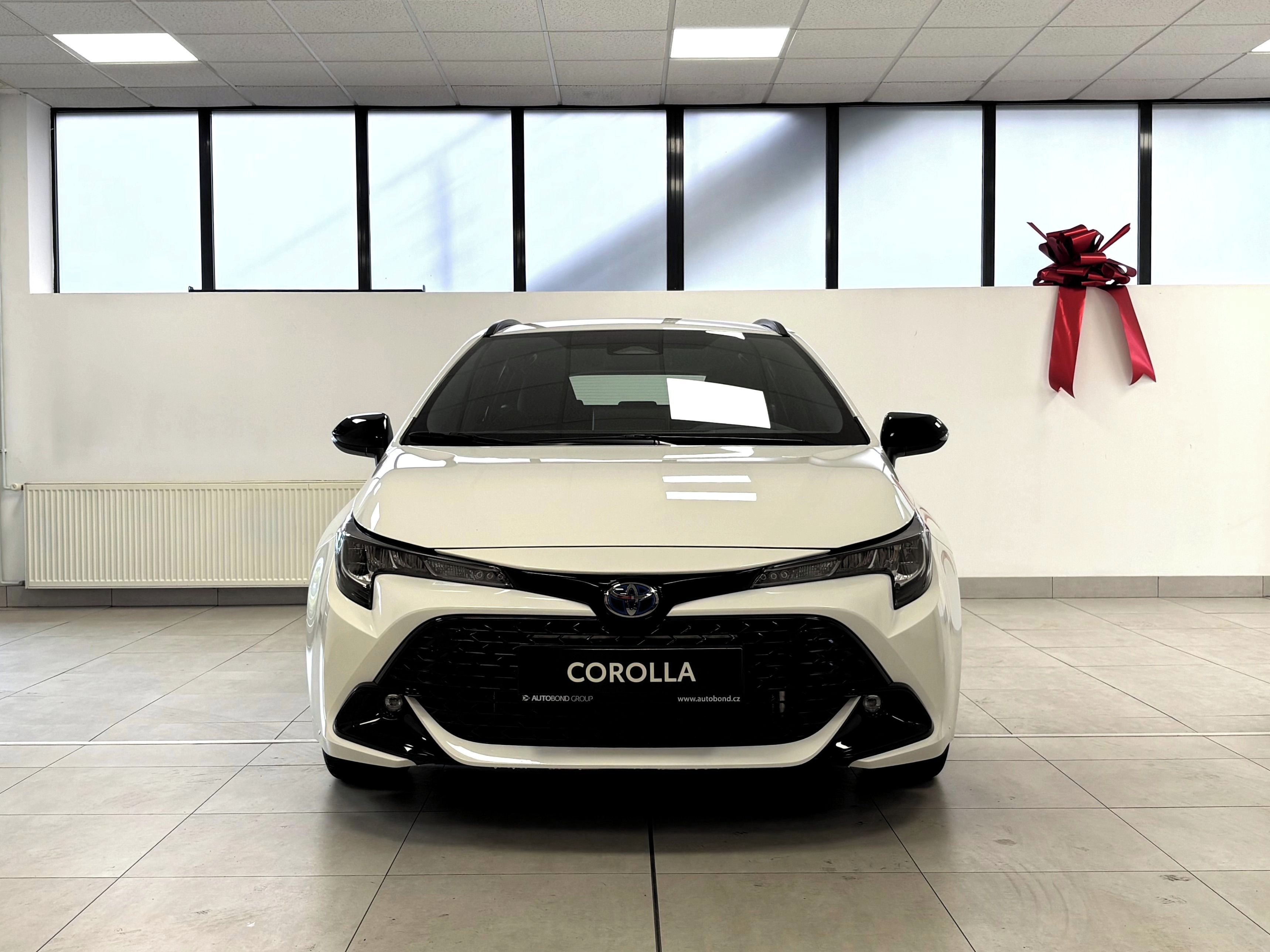 Toyota Corolla, TS, Comfort, 1.8HEV, CVT, 4x2 - fotka 2