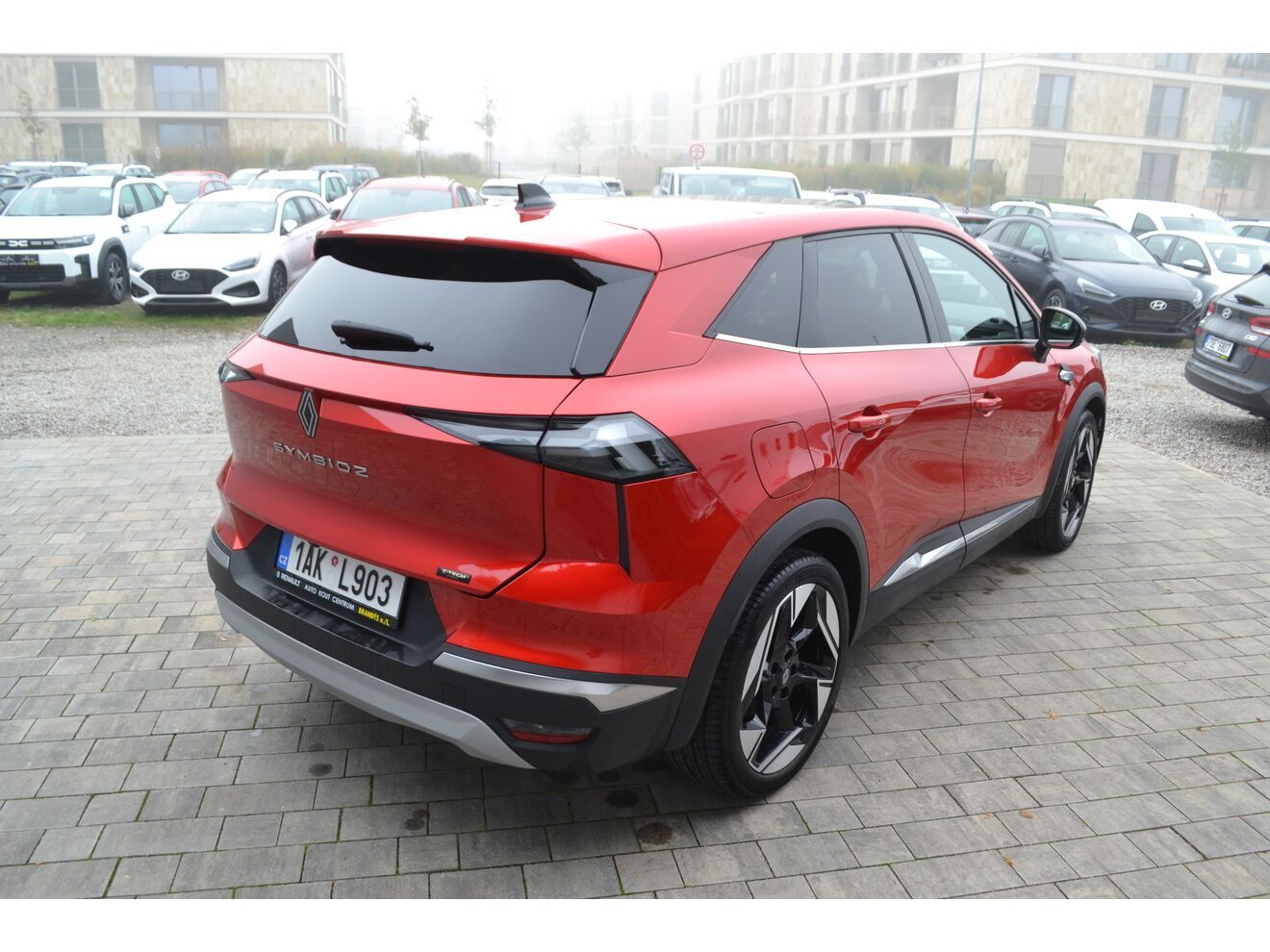 Renault Symbioz, ICONIC 1.8 E-Tech FULL HYBRID - fotka 5