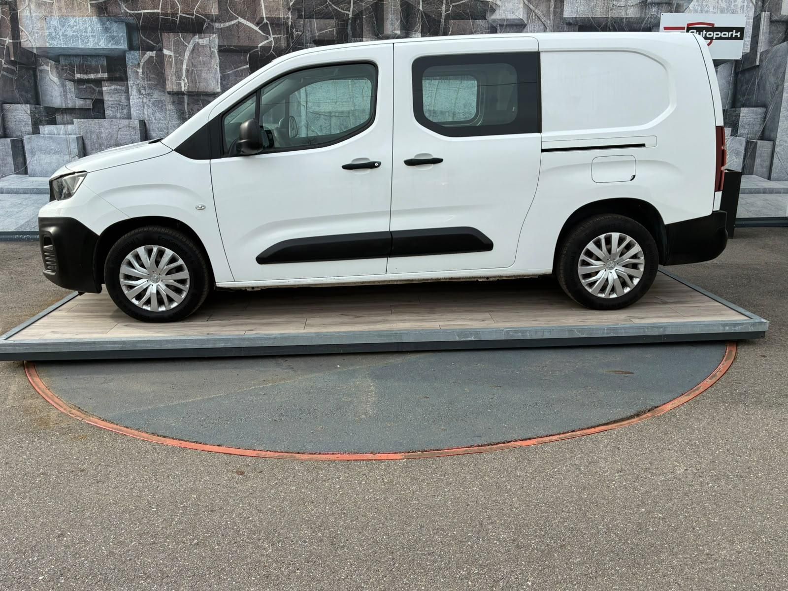 Peugeot Partner, 1.5HDi, 96KW, VYHŘ. SEDADLA - fotka 4