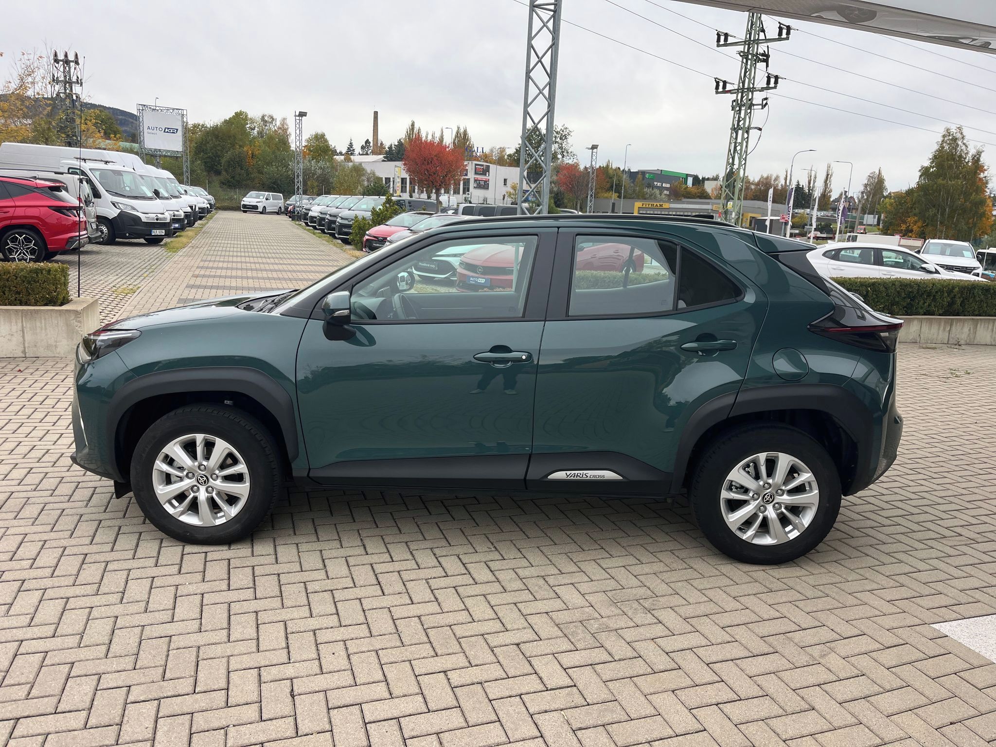 Toyota Yaris Cross, 1.5 Hybrid e-CVT Comfort - fotka 3