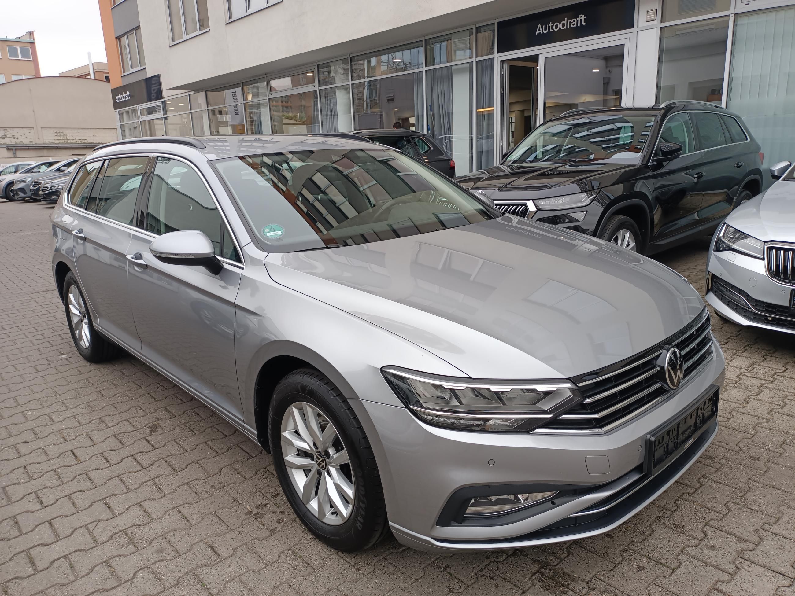 Volkswagen Passat Variant, 2.0 TDI 110kW Manuál / Tažné