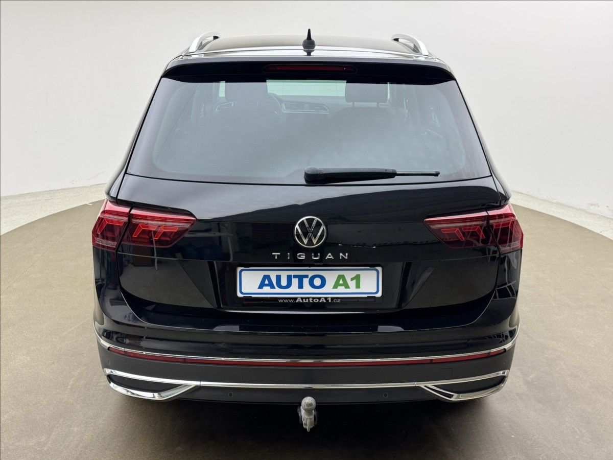 Volkswagen Tiguan, 2,0 DSG DPH ACC NZTOP VC TAŽNÉ - fotka 5