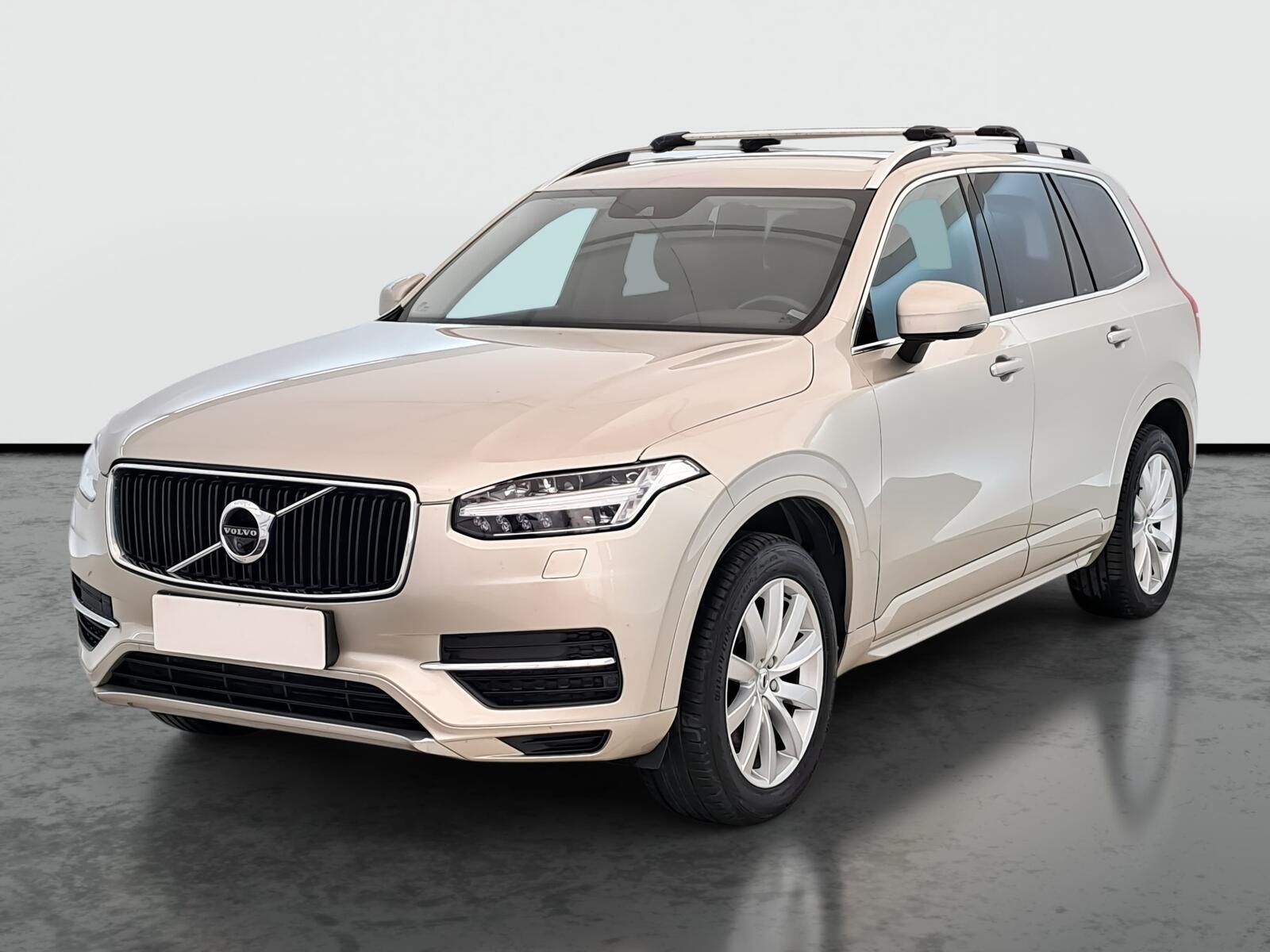 Volvo XC90, D5 AWD, 4X4, Automat, 7 míst - fotka 2
