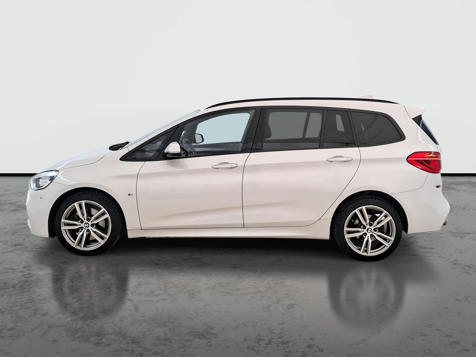 BMW Řada 2, 220i Gran Tourer, M Sport - fotka 3