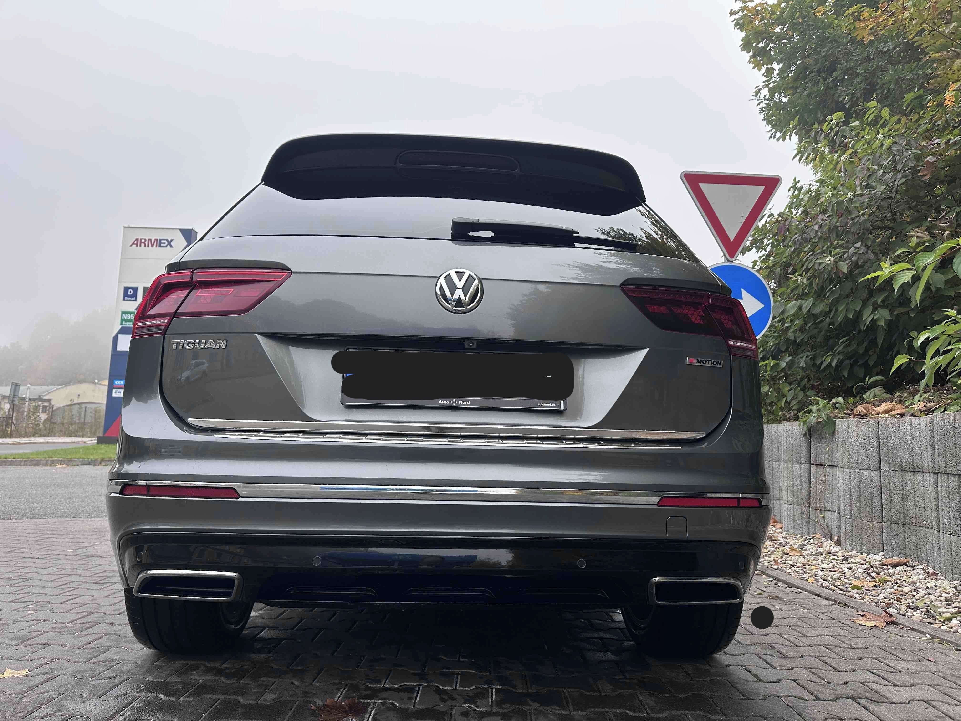 Volkswagen Tiguan, 2.0 BiTDi 176kw 4Motion R-Line - fotka 4