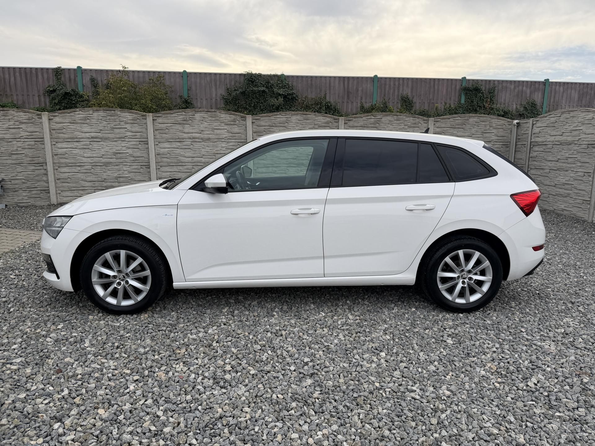 Škoda Scala, 1.6TDi 115PS 6R STYLE LED STK! - fotka 4