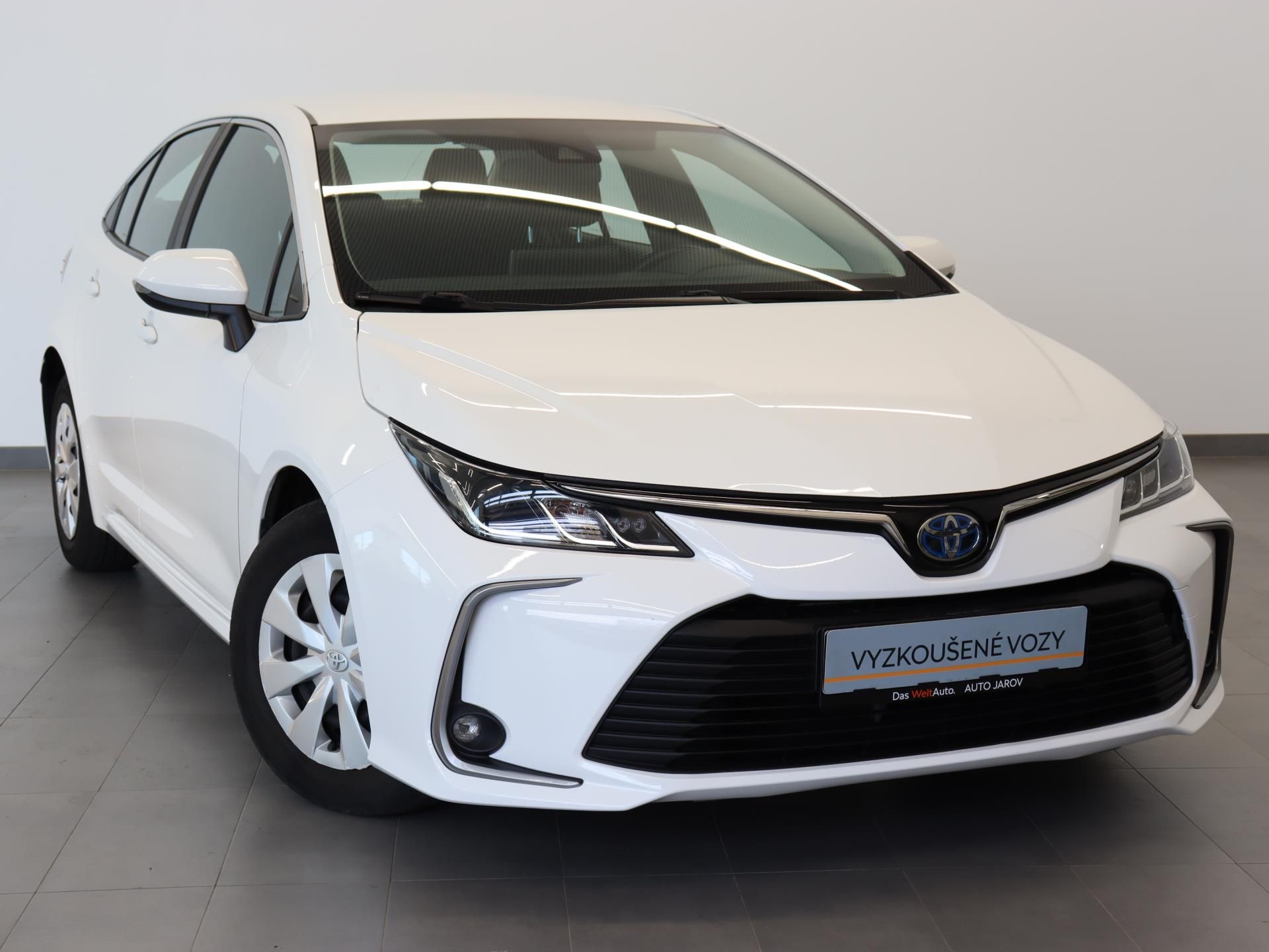 Toyota Corolla, 1,8 Hybrid Active E-Cvt - fotka 6