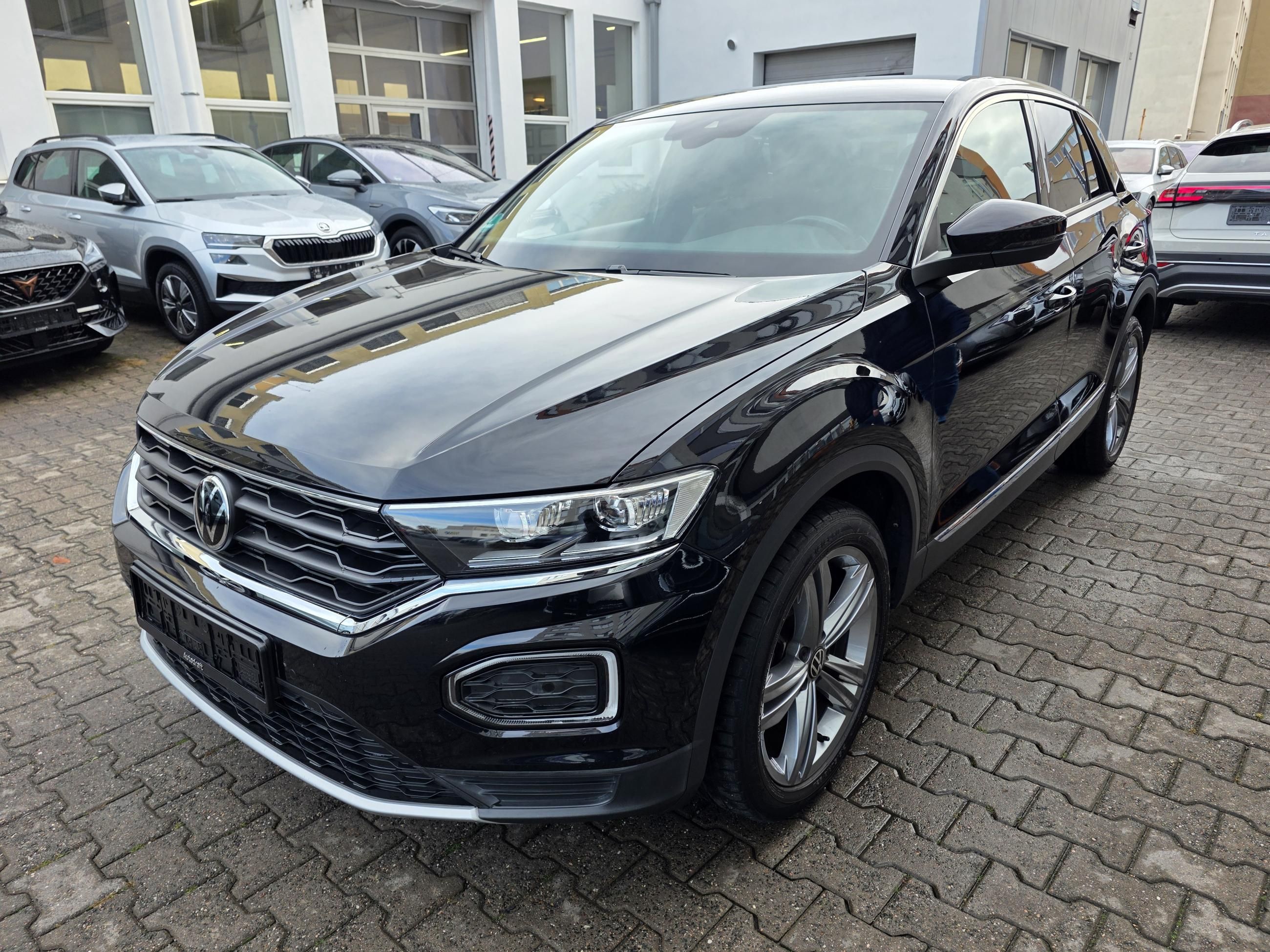Volkswagen T-Roc, 1.5 TSI 110kW / Webasto - fotka 2