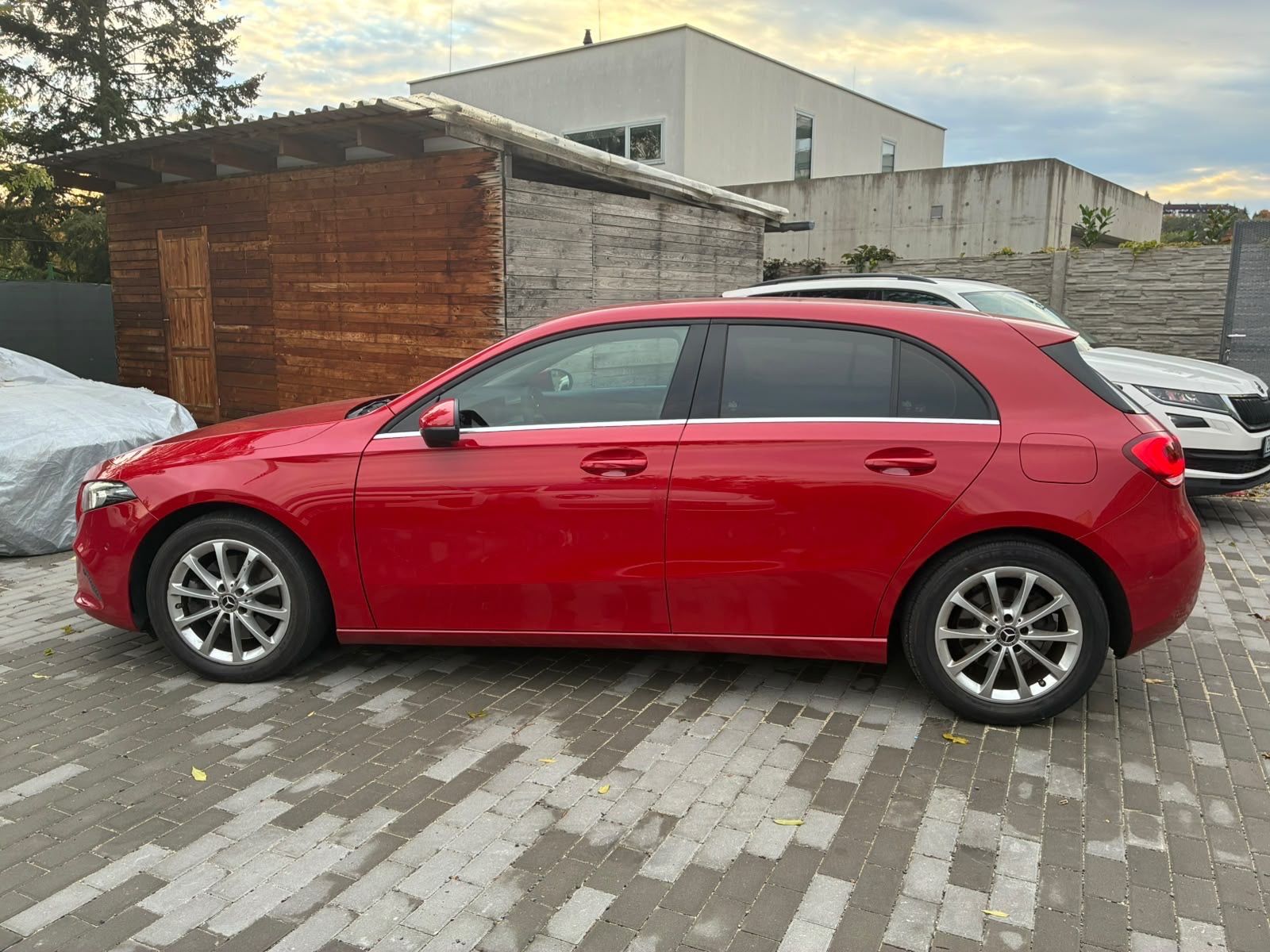 Mercedes-Benz Třídy A, 220 140KW,SPORT,LED,DPH,AUTOMA - fotka 2