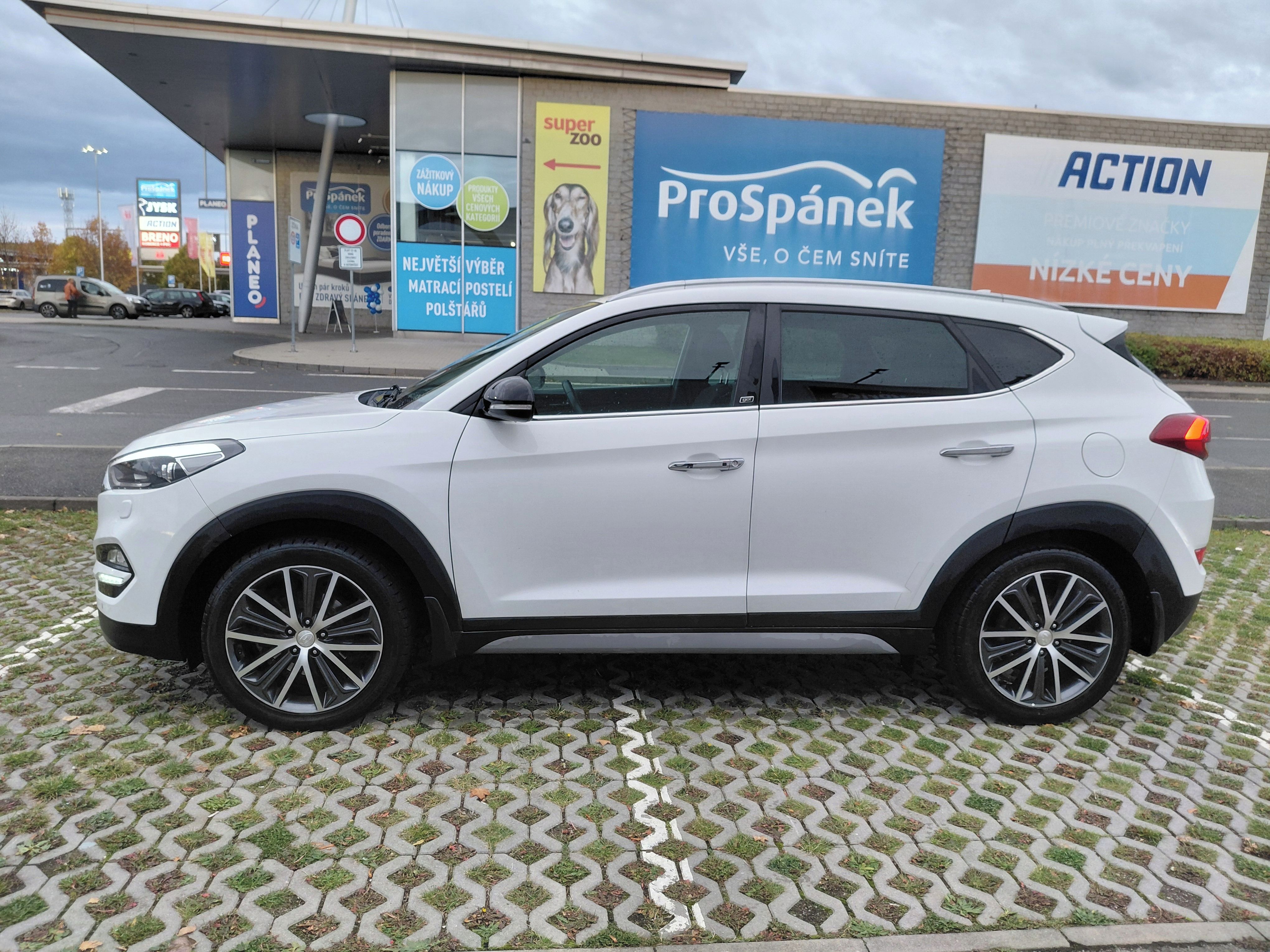 Hyundai Tucson, 2.0CRDI 100KW 4x4 1.MAJ EXTRA! - fotka 4