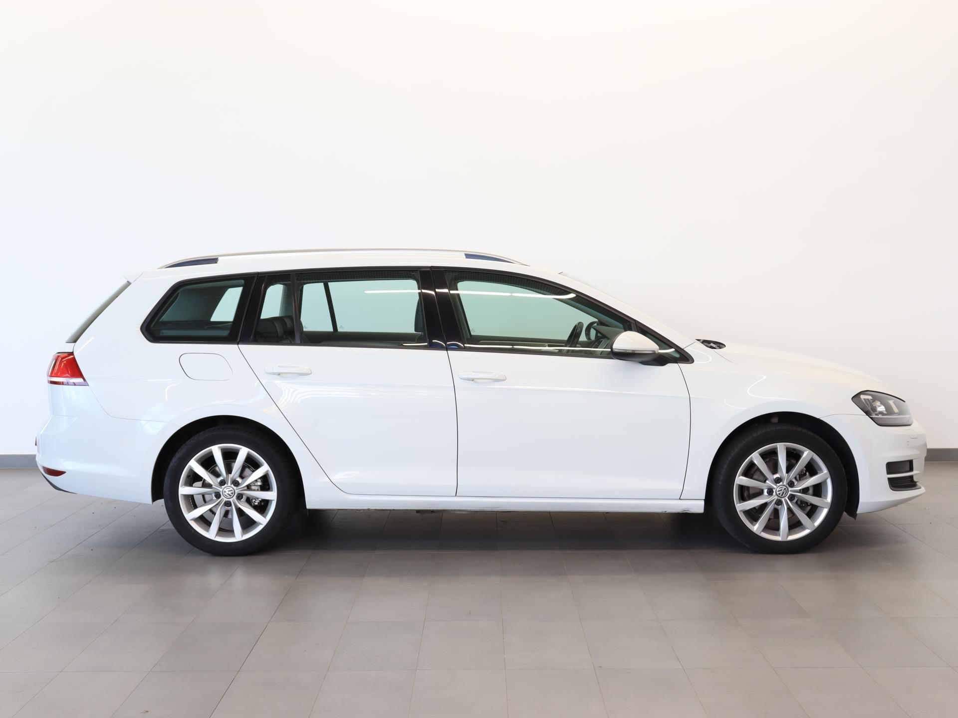 Volkswagen Golf, Variant ME 1.4TSI 92KW - fotka 3
