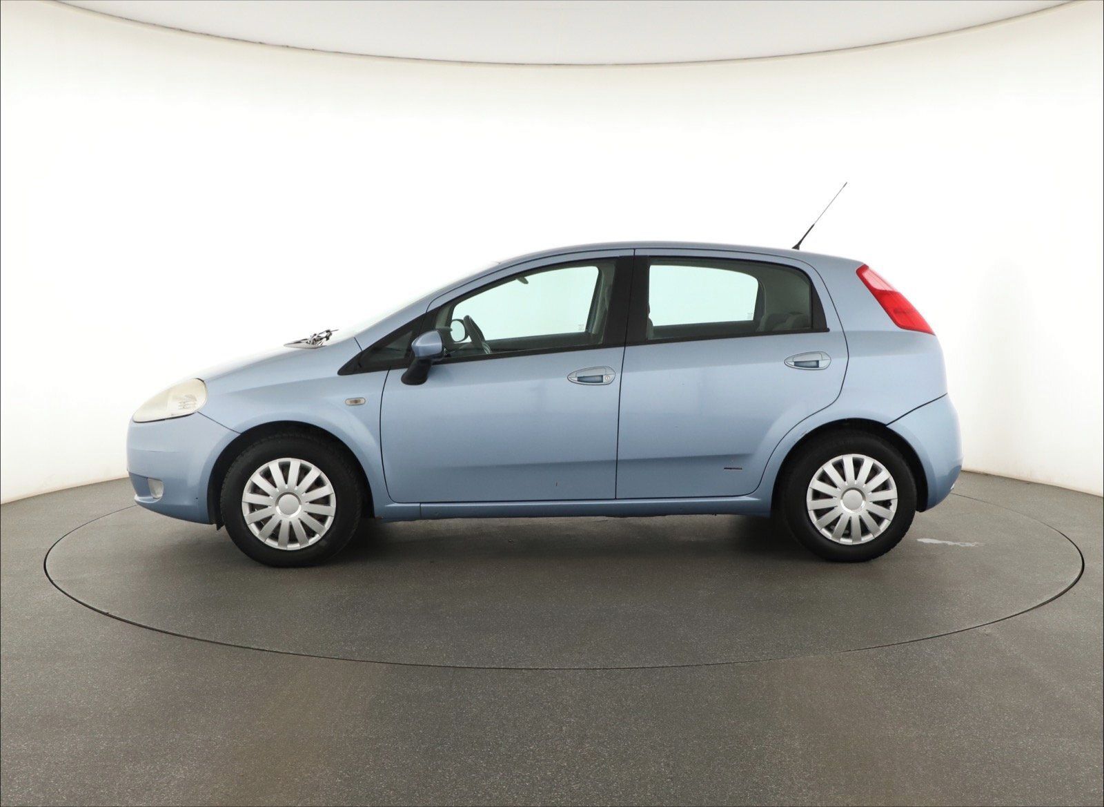 Fiat Punto, 1.4, Klima, Automatická klima - fotka 3