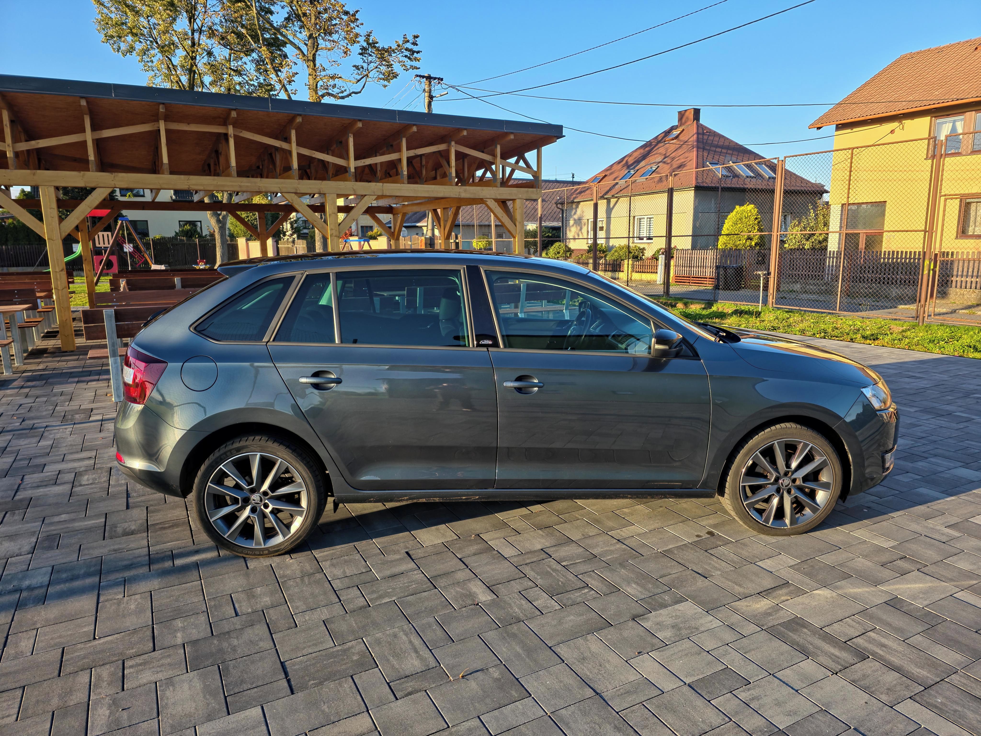 Škoda Rapid, 1,2 TSi 81kW panorama EDITION - fotka 3