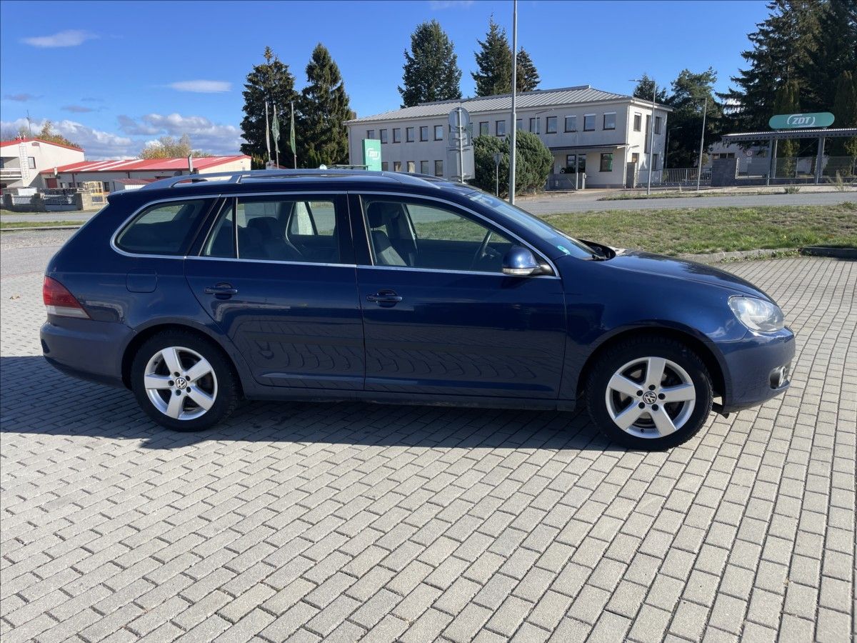 Volkswagen Golf, 1,4 TSi 90kw DSG Comfortline G - fotka 5