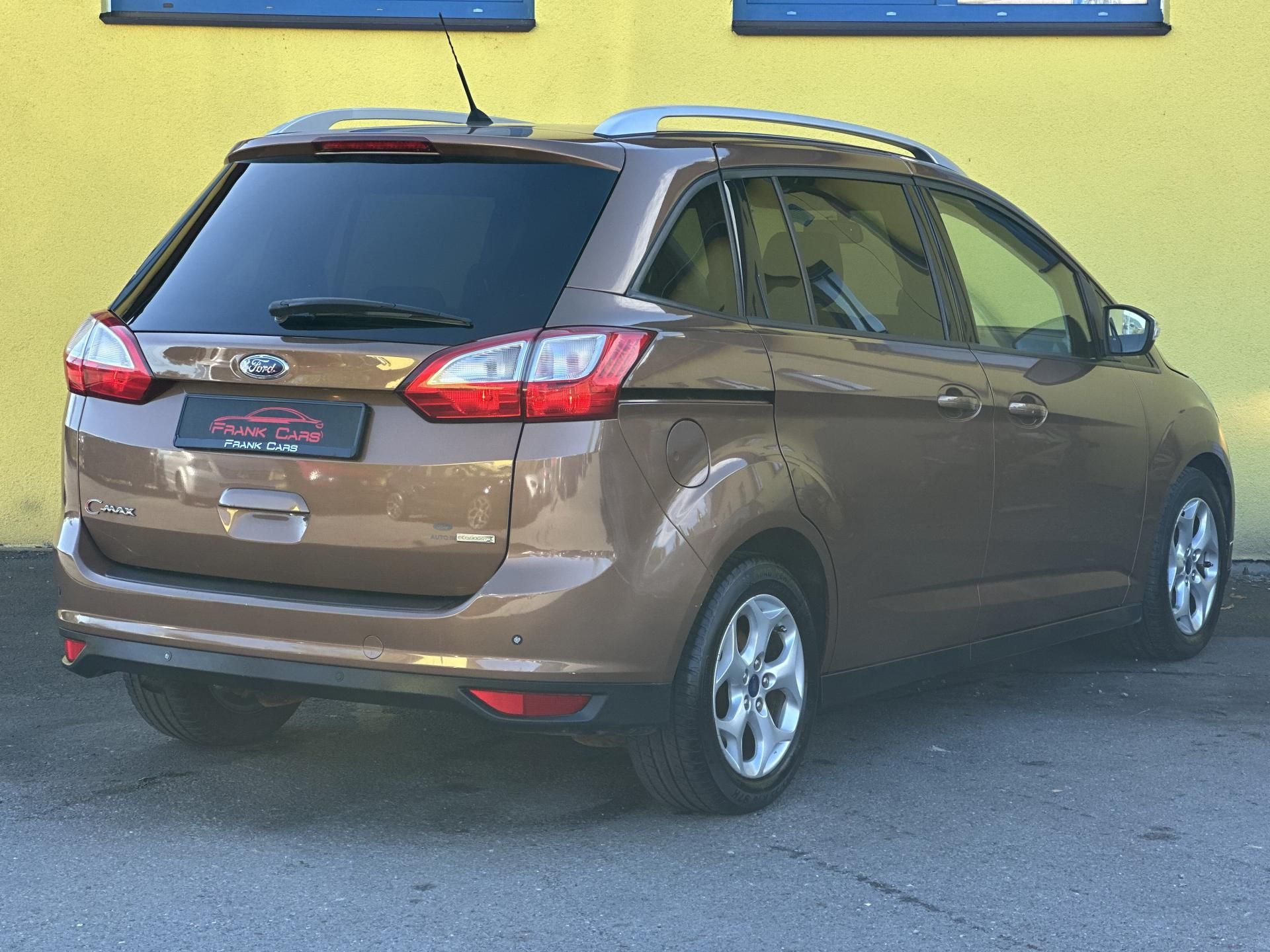 Ford Grand C-MAX, TREND 1.0EB/92kW*2.Maj.*ČR*TZ - fotka 6