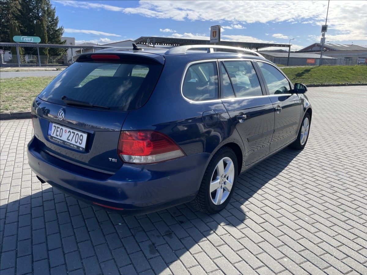 Volkswagen Golf, 1,4 TSi 90kw DSG Comfortline G - fotka 4