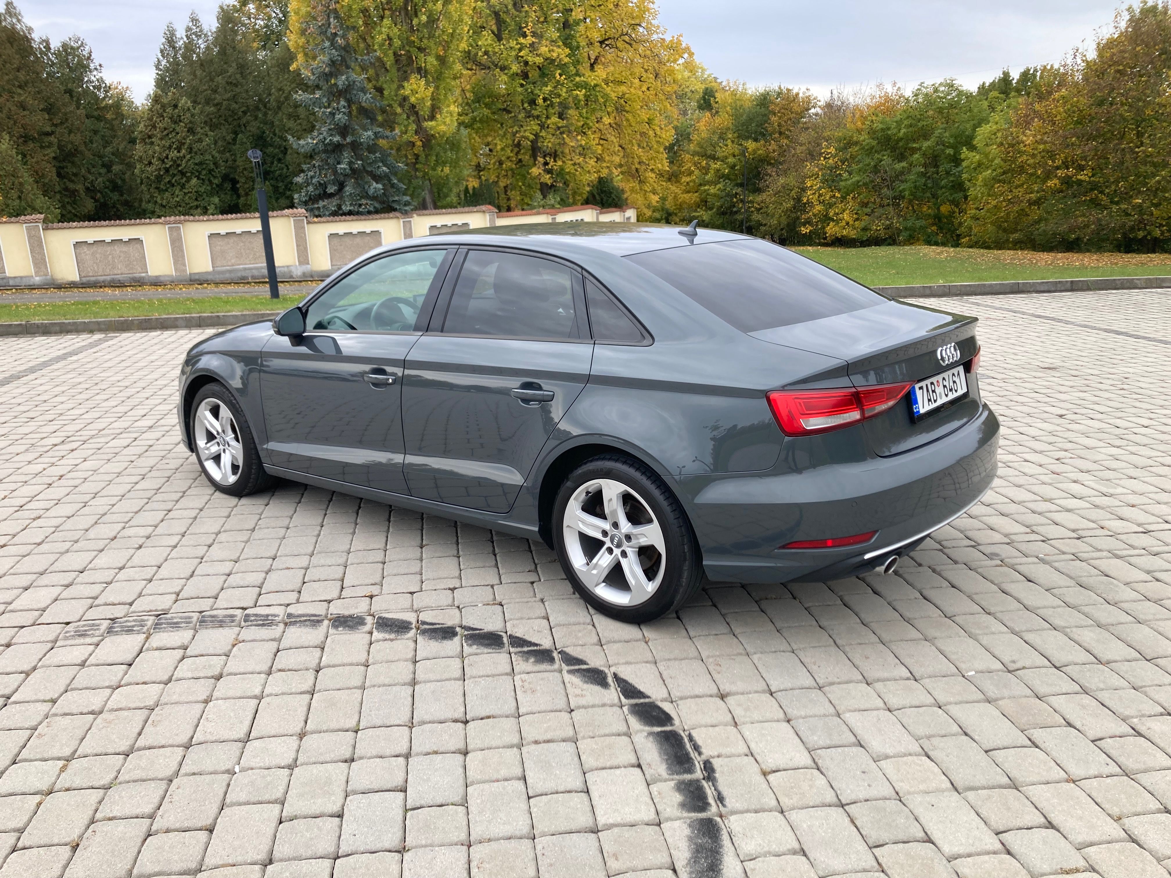 Audi A3, A3 4dv TDI Webasto navi záruka - fotka 3