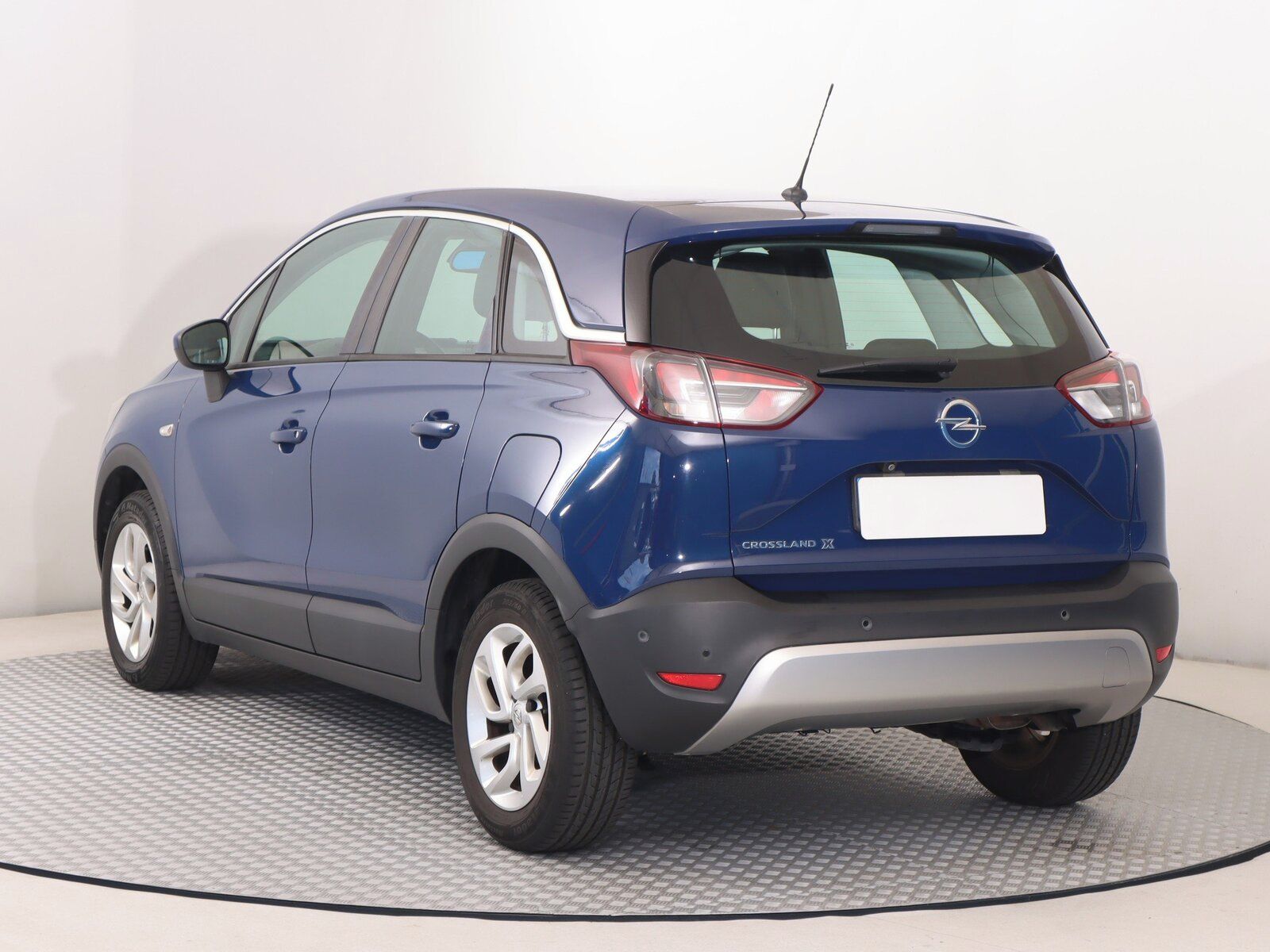 Opel Crossland, 1.2 Turbo, Automat, Serv.kniha - fotka 4