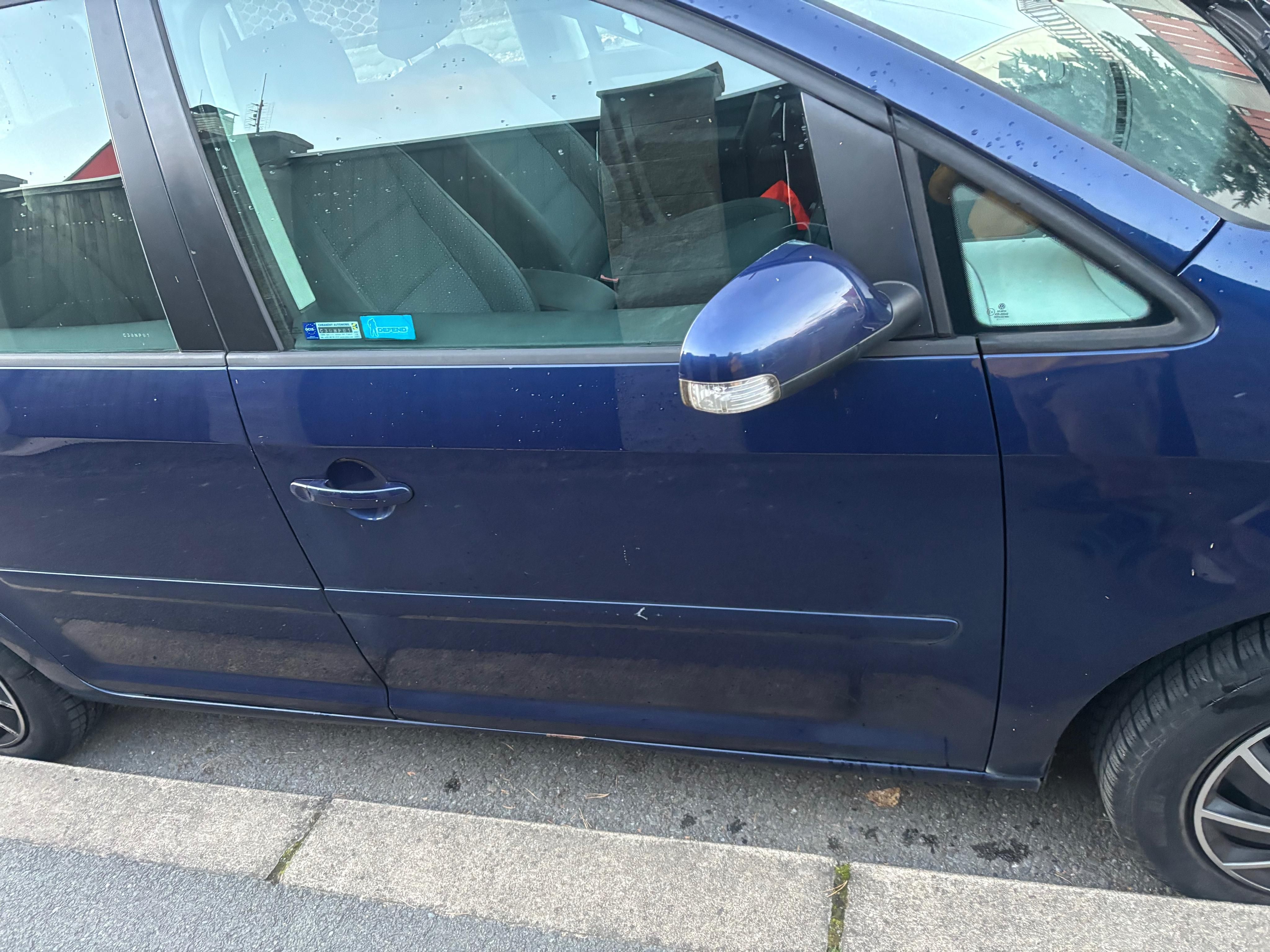 Volkswagen Touran, Volkswagen Touran 2004 1,9 TDi - fotka 2