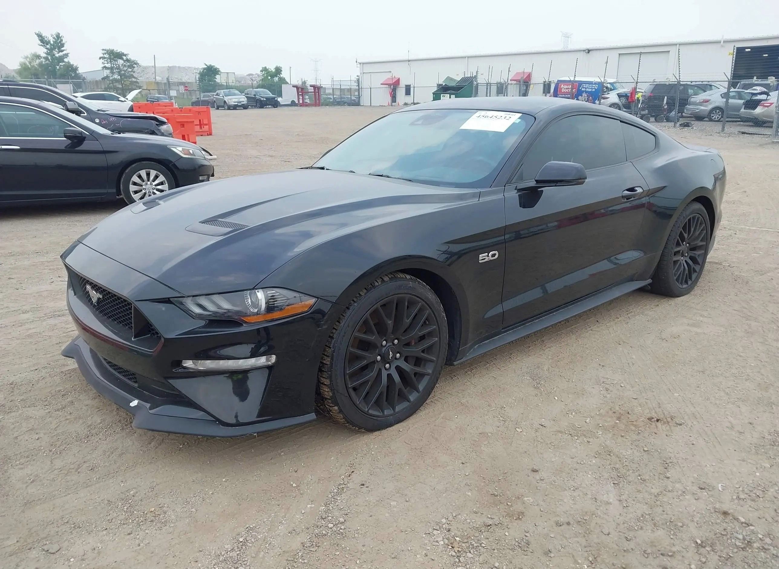 Ford Mustang, Auto na cestě