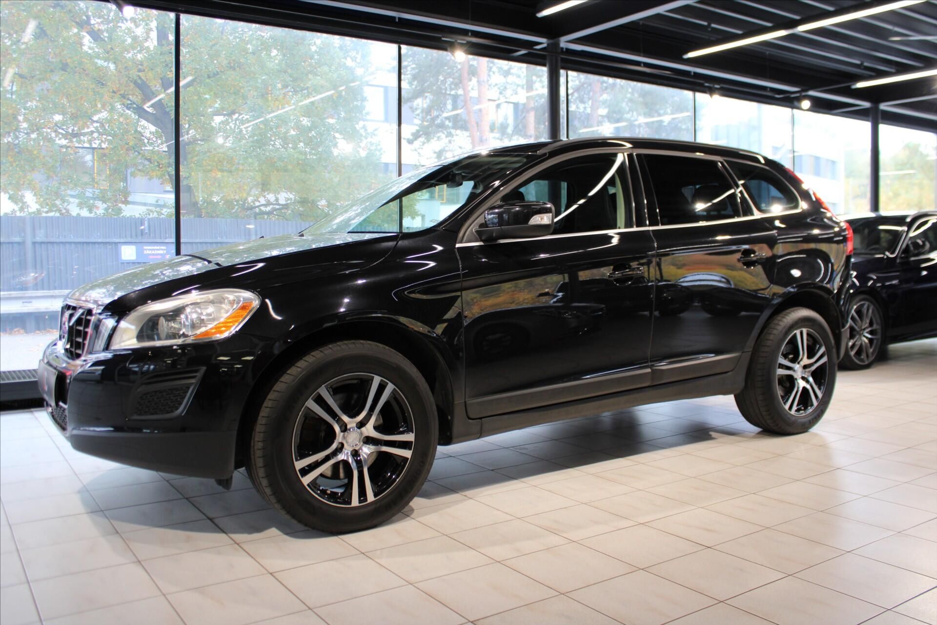 Volvo XC60, D3 AWD Polestar DPH/Tažné - fotka 3