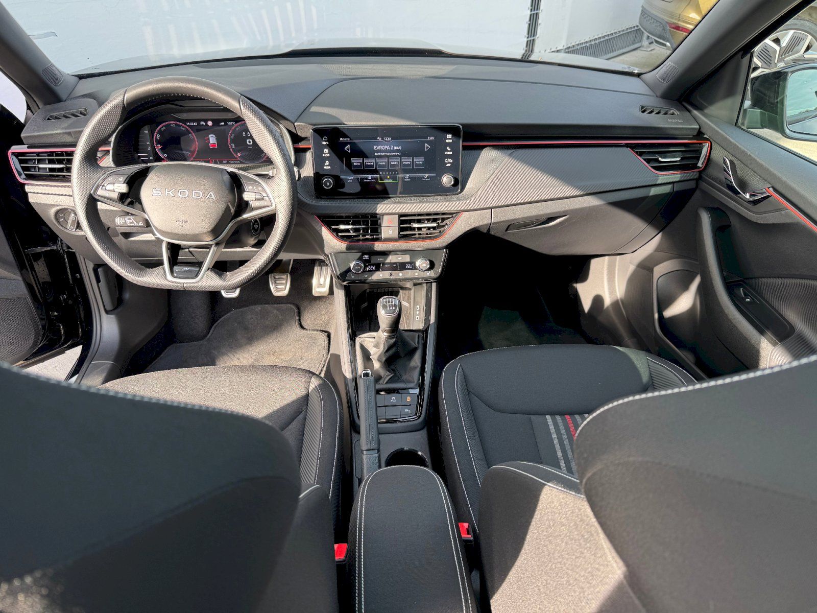 Škoda Kamiq, 1.0 TSI 85 kW Monte Carlo - fotka 5