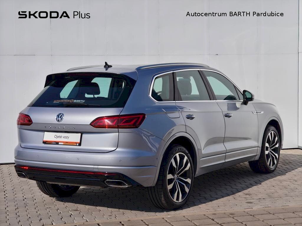 Volkswagen Touareg, V6 / 3,0 TDI / 210 kW / R-line - fotka 2