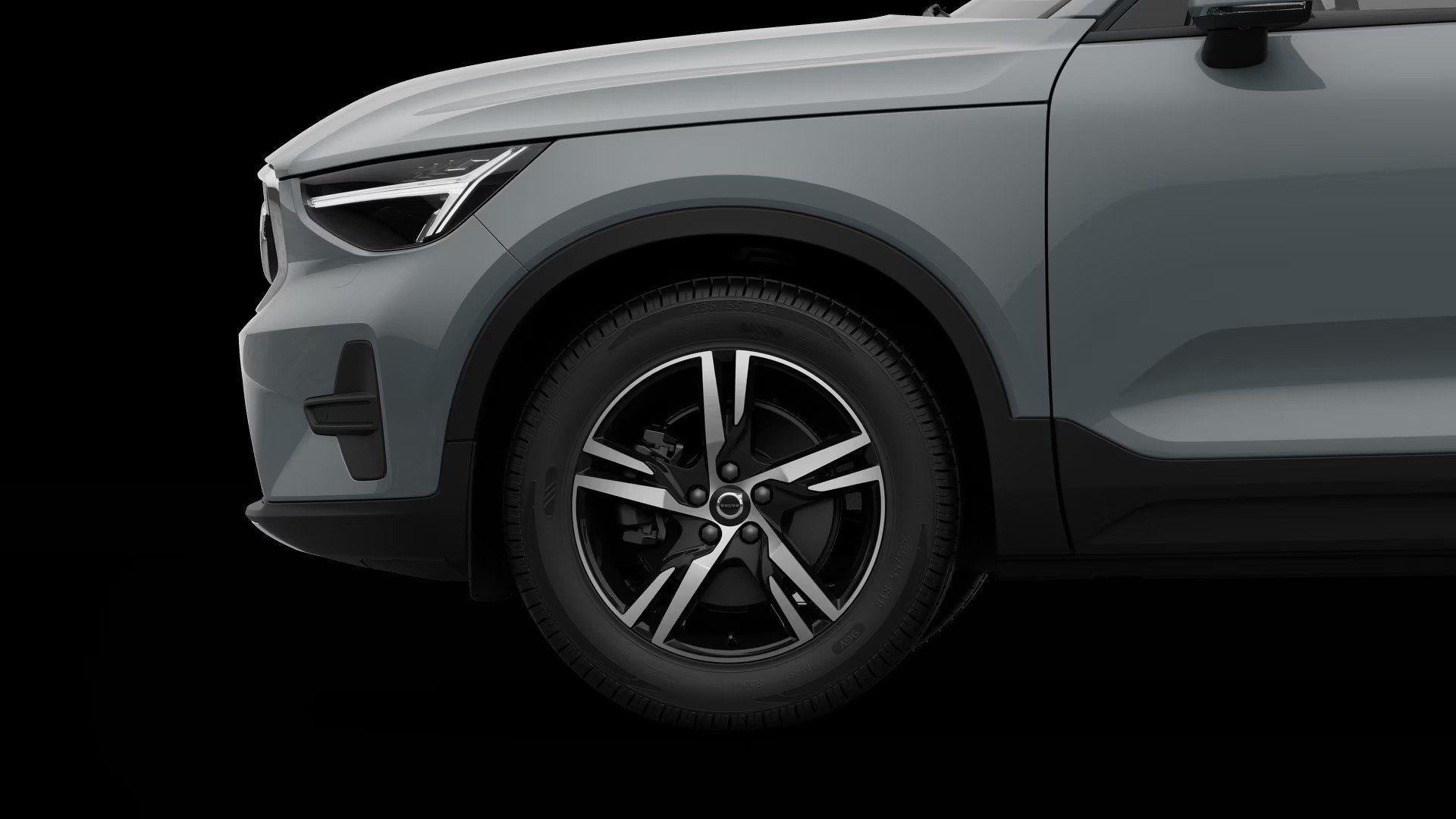 Volvo XC40, PLUS DARK, B4 FWD, 145+10 kW / - fotka 6