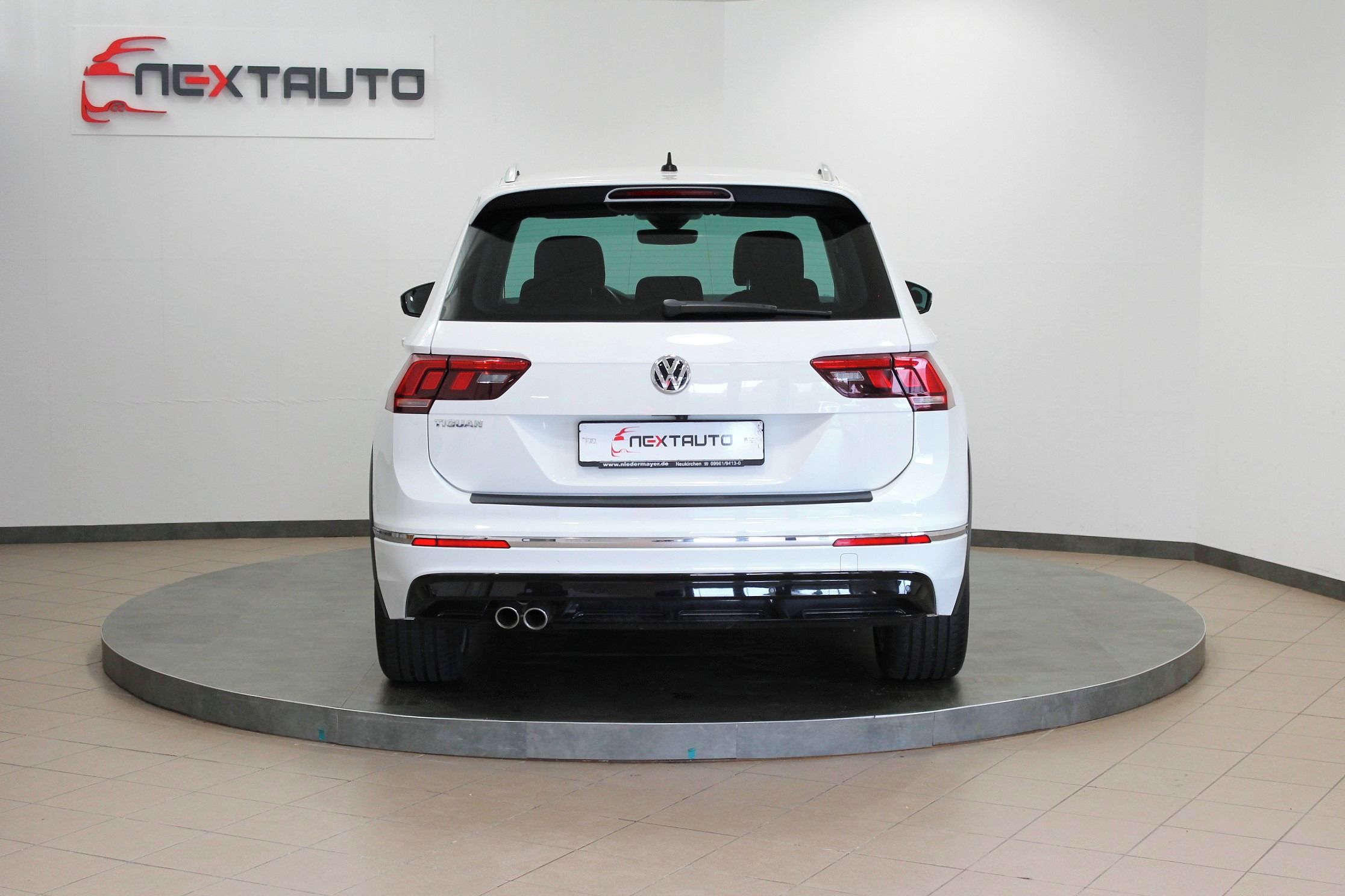 Volkswagen Tiguan, 1.5TSI 110 kW R-LINE 1.MAJITEL - fotka 4