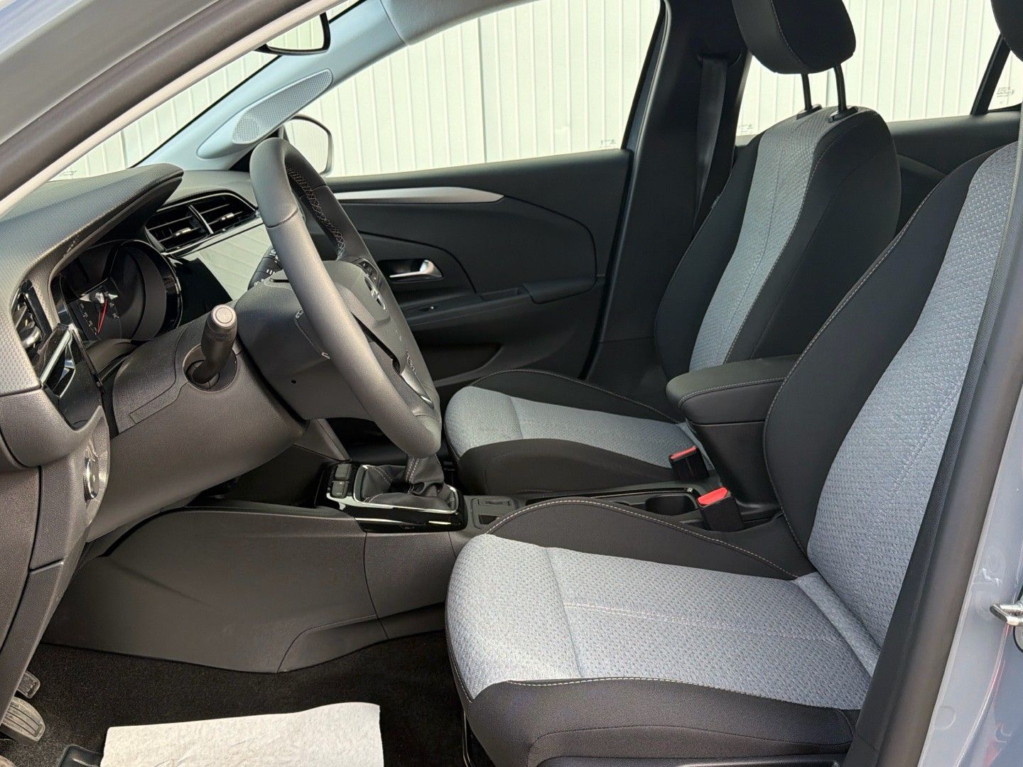 Opel Corsa, 1.2TURBO 100k 74kW Edition - fotka 5
