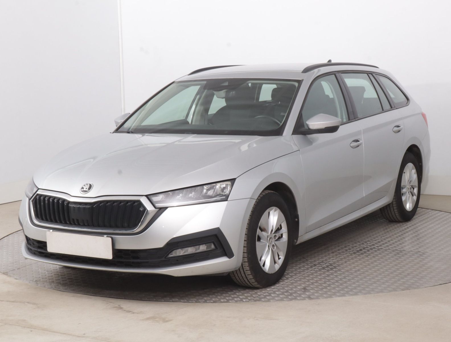 Škoda Octavia, 2.0 TDI, Ambition, ČR,1.maj - fotka 3