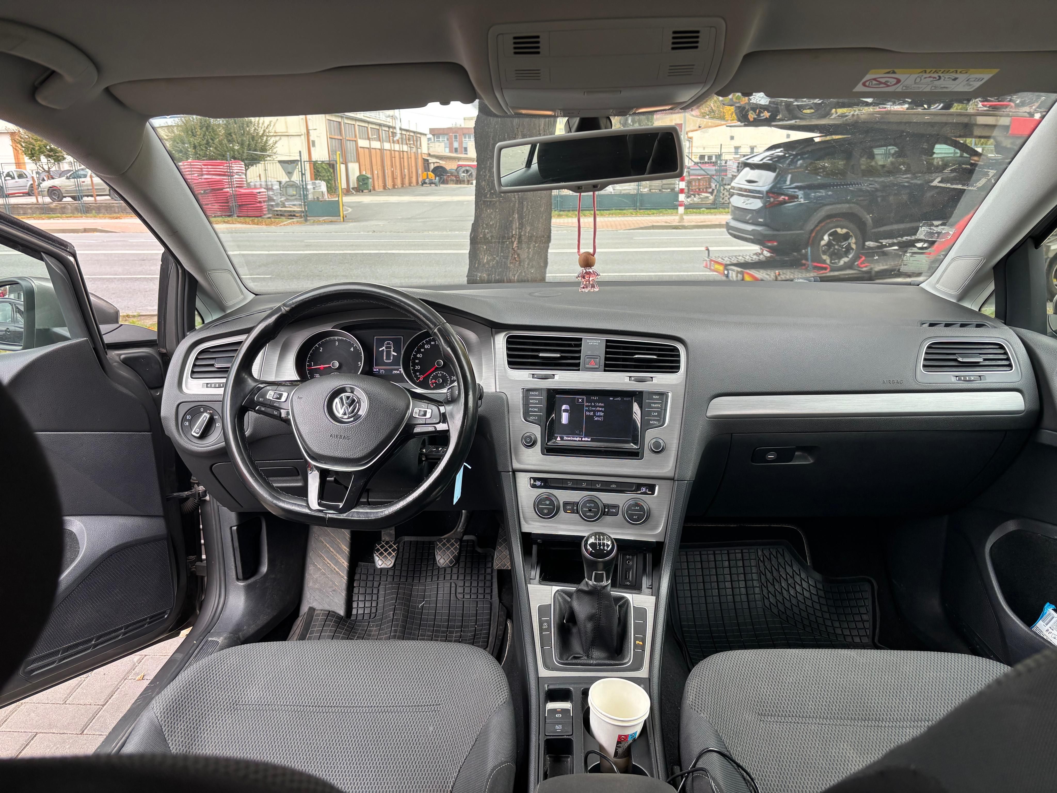Volkswagen Golf, Volkswagen golf 1.6 TDI - fotka 2