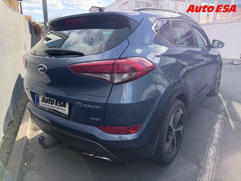 Hyundai Tucson, 2.0 CRDI 4x4,1.maj - fotka 2