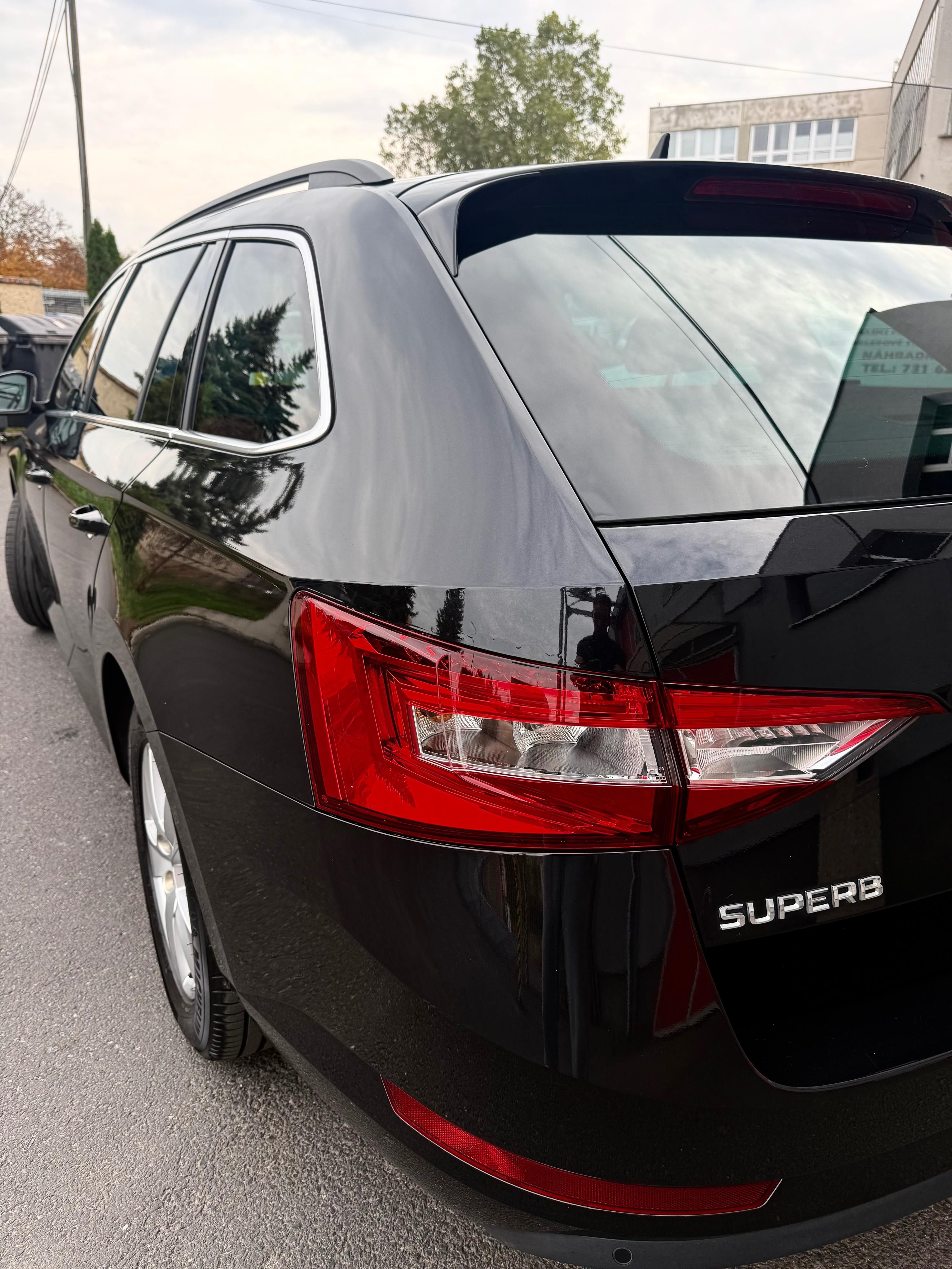Škoda Superb, 2021 FACELIFT, DSG, VIRTUAL - fotka 3