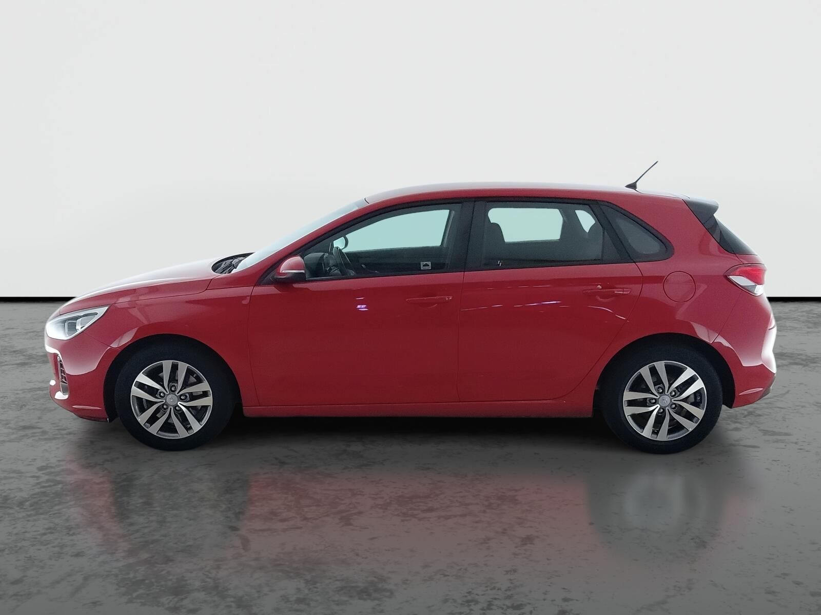 Hyundai i30, 1.0 T-GDI, ČR,1.maj - fotka 3