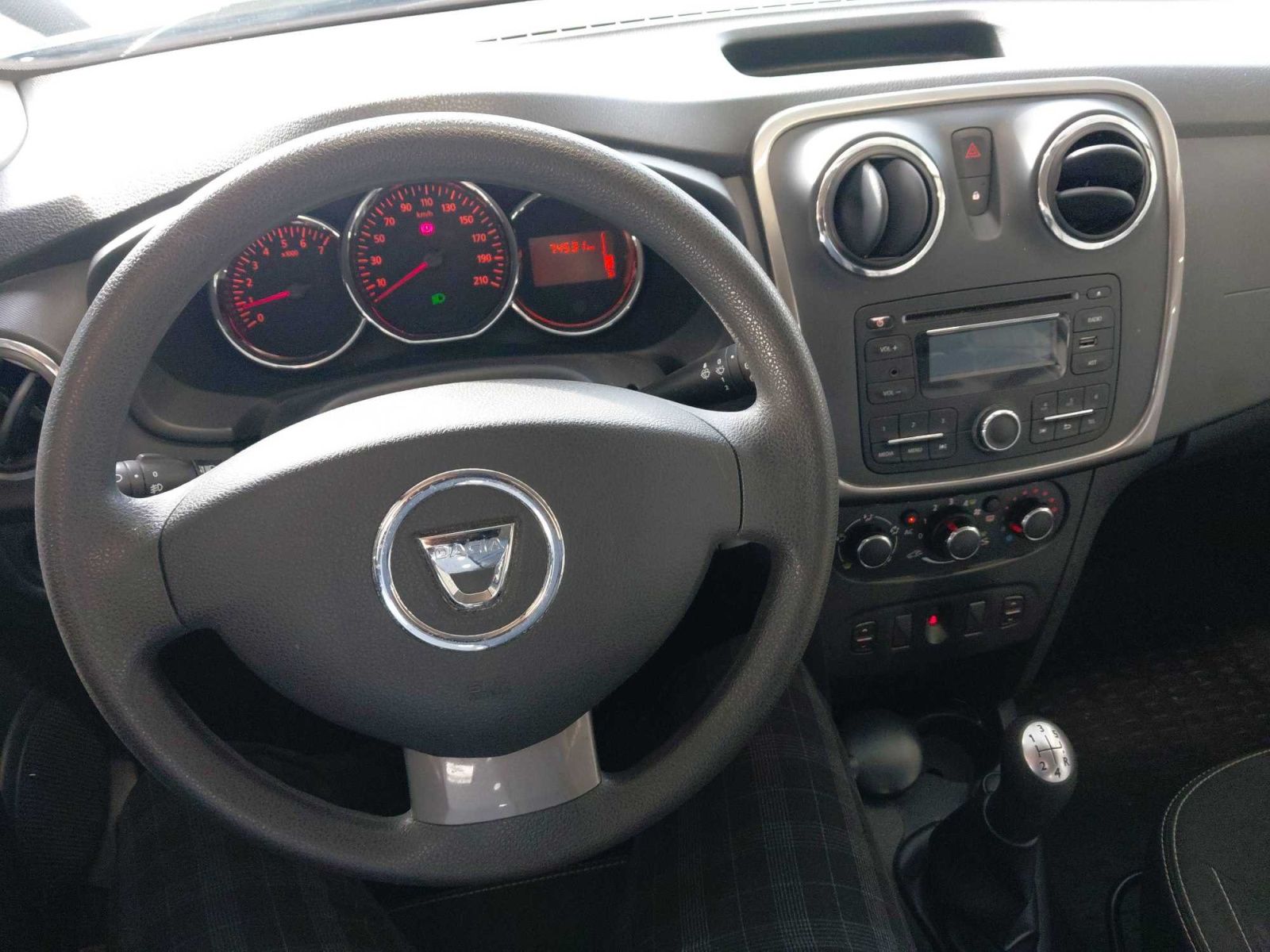 Dacia Sandero, 1.2 16V, Klima, El. okna - fotka 3