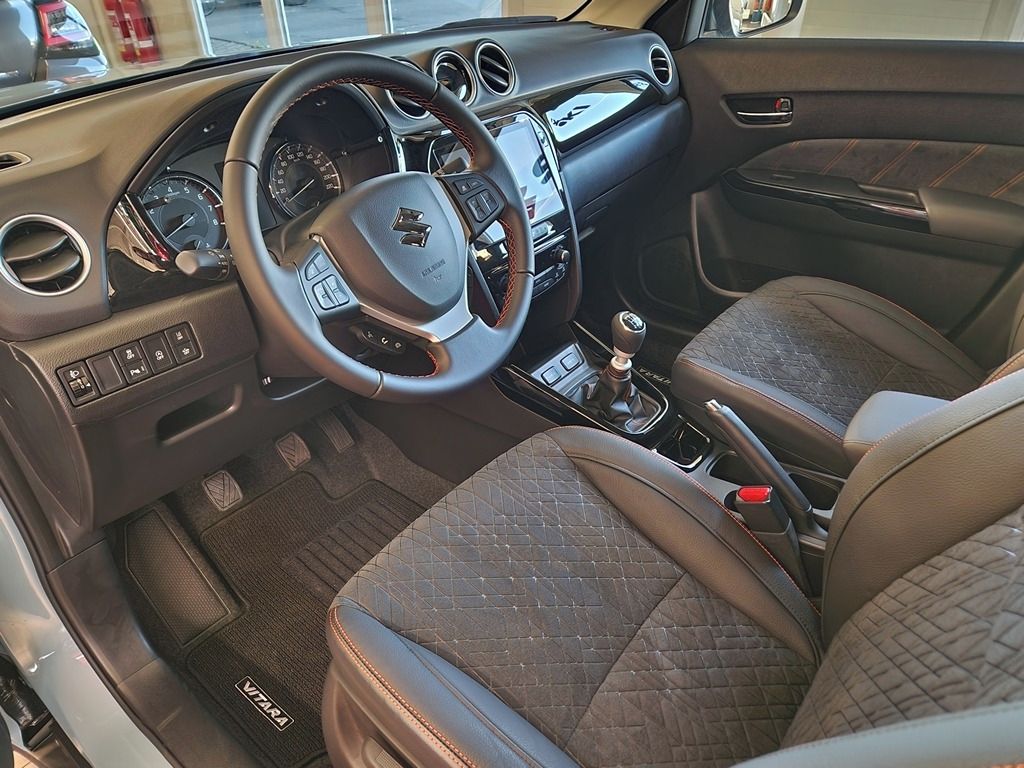 Suzuki Vitara, VITARA 1,4 Elegance BlackEdit. - fotka 6