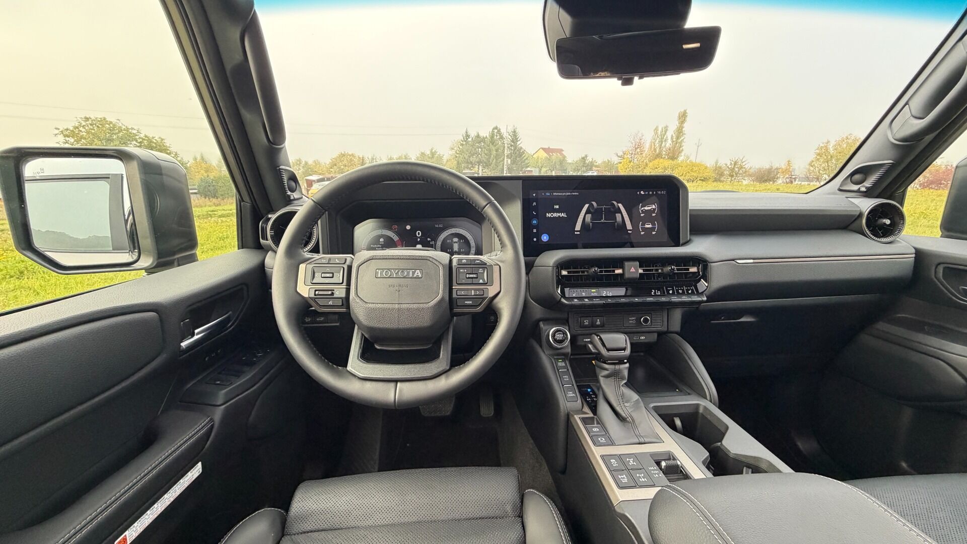 Toyota Land Cruiser, 2.8L MHEV 8AT 4X4 Executive - fotka 5