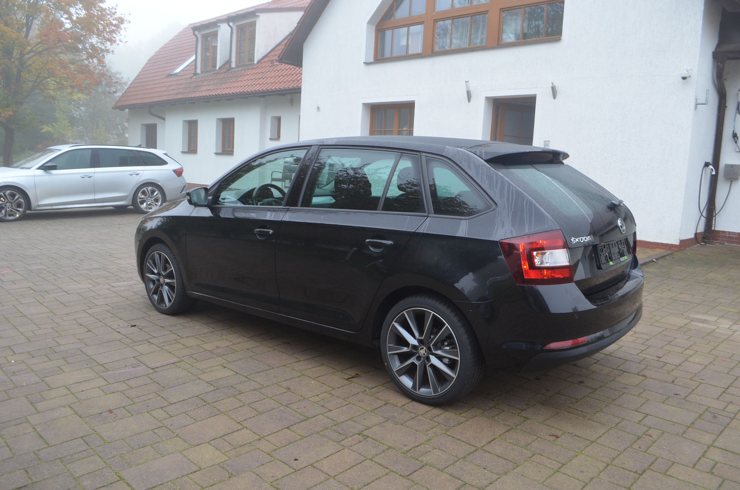 Škoda Rapid, SPACEBACK 1.2TSI 63KW EDITION - fotka 5