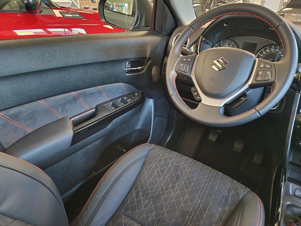 Suzuki Vitara, VITARA 1,4 Elegance BlackEdit. - fotka 4