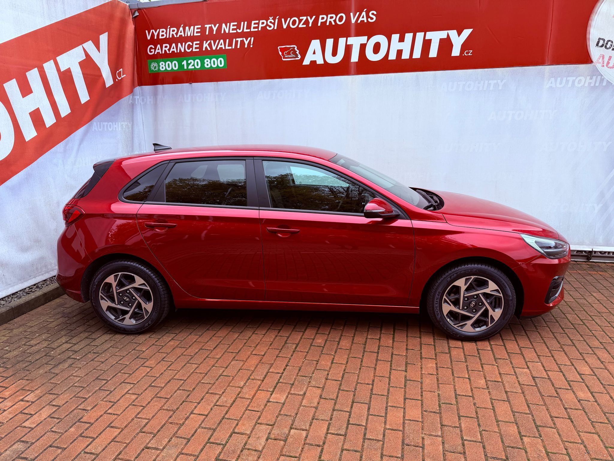 Hyundai i30, 1.5 DPi CVVT Comfort, ČR - fotka 6
