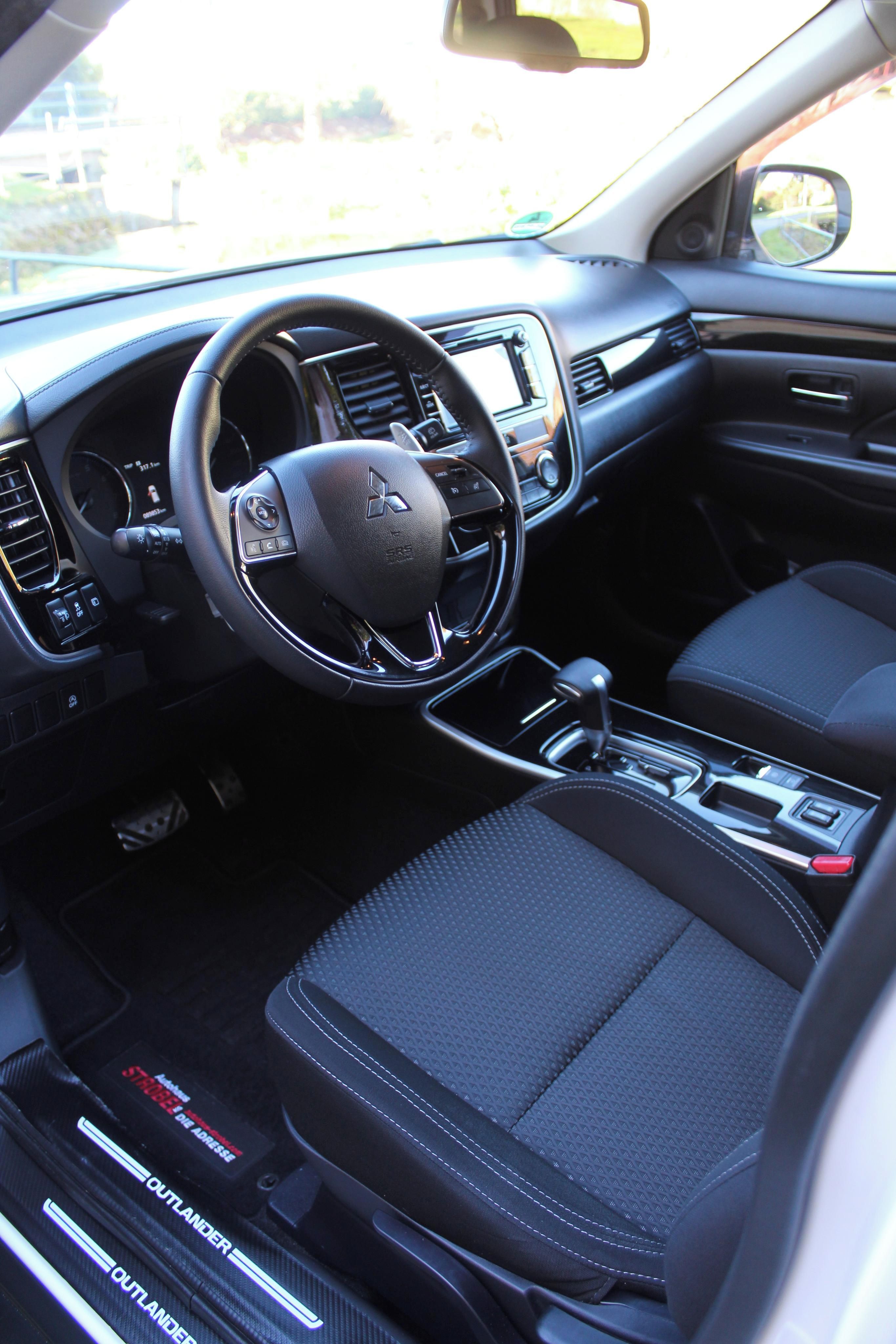 Mitsubishi Outlander, 2.0i 110Kw 89000km TOP STAV1.M - fotka 5