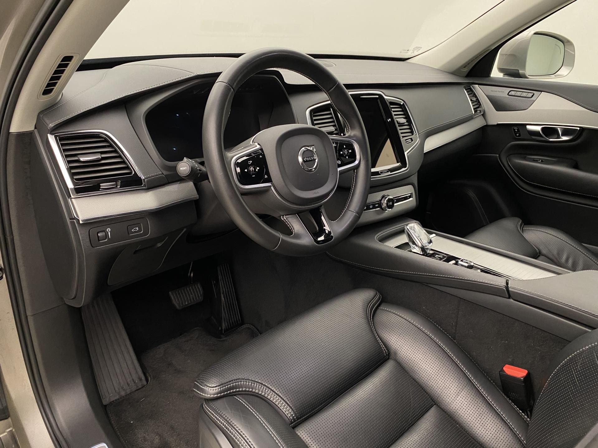 Volvo XC90, B5 AWD INSCRIPTION AUT CZ 7m - fotka 4