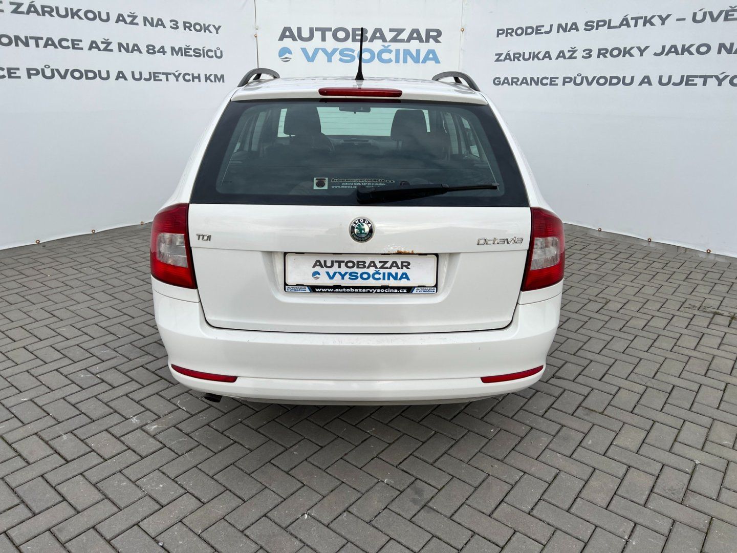 Škoda Octavia, 1.6TDi 77kW! 2x kola! - fotka 5