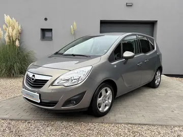 Opel Meriva, 1.4 Turbo 88kW, Servisní kniha
