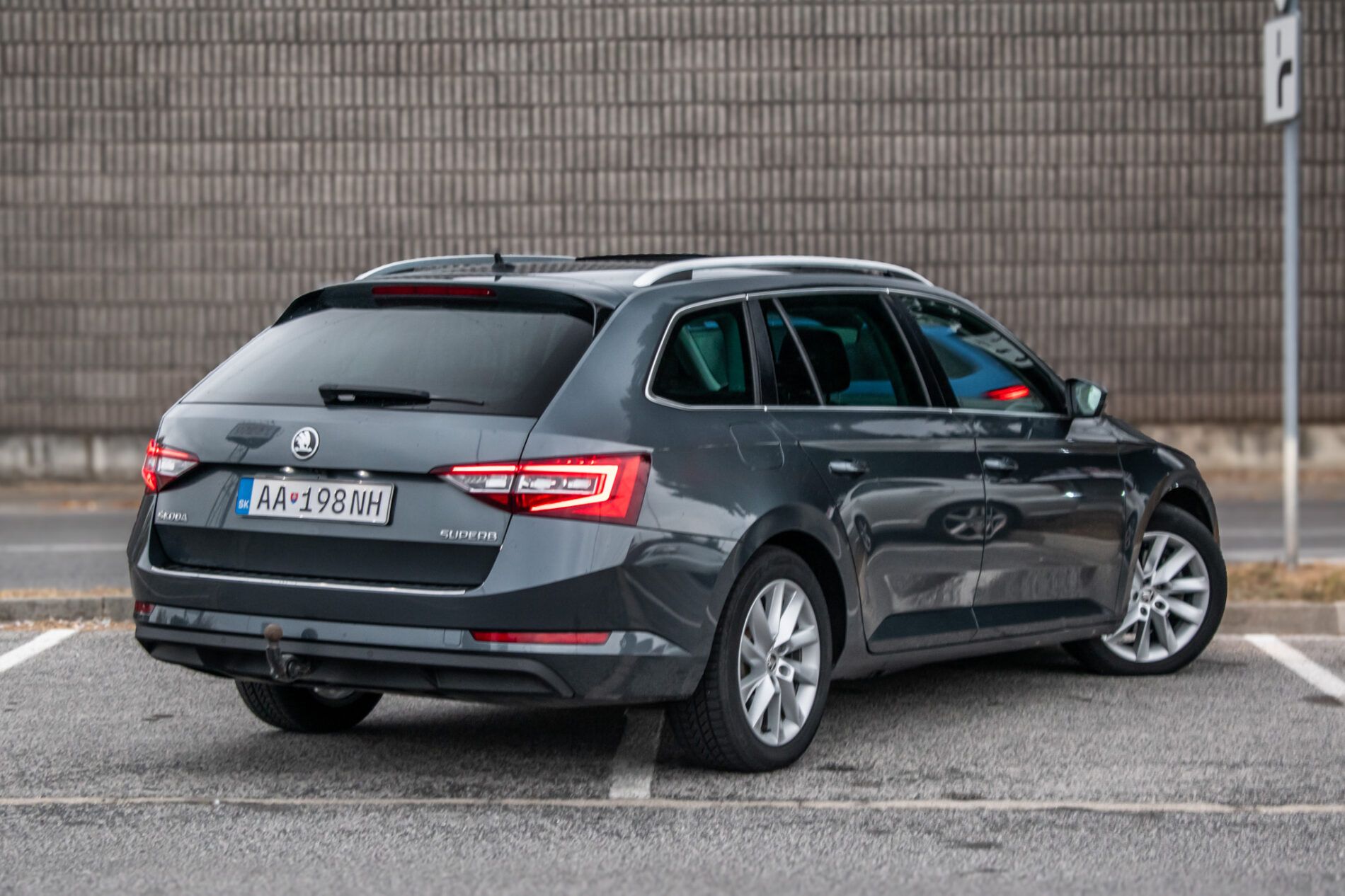Škoda Superb - fotka 5