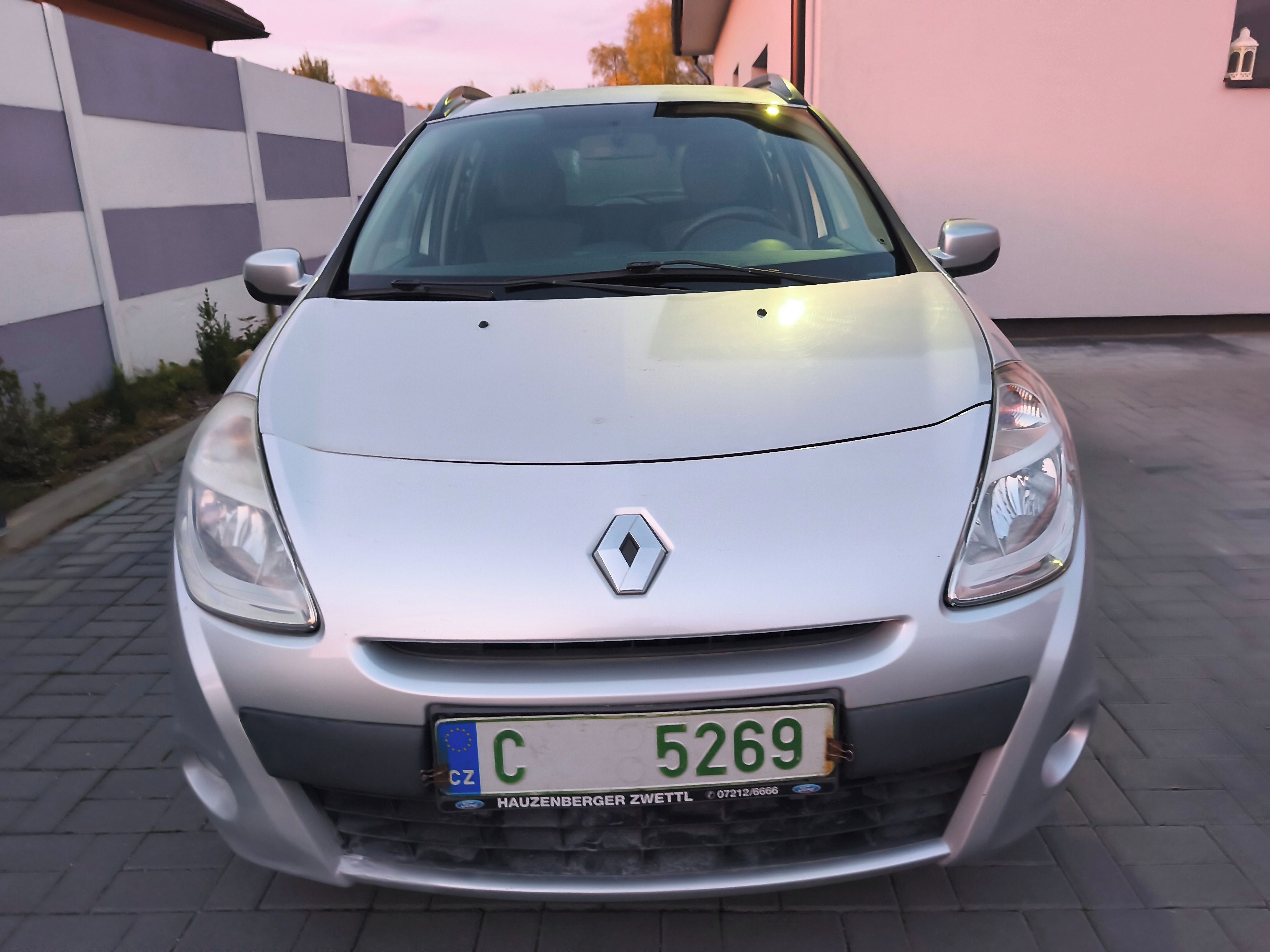 Renault Clio, Renault Clio kombi 1.2 16V - fotka 5