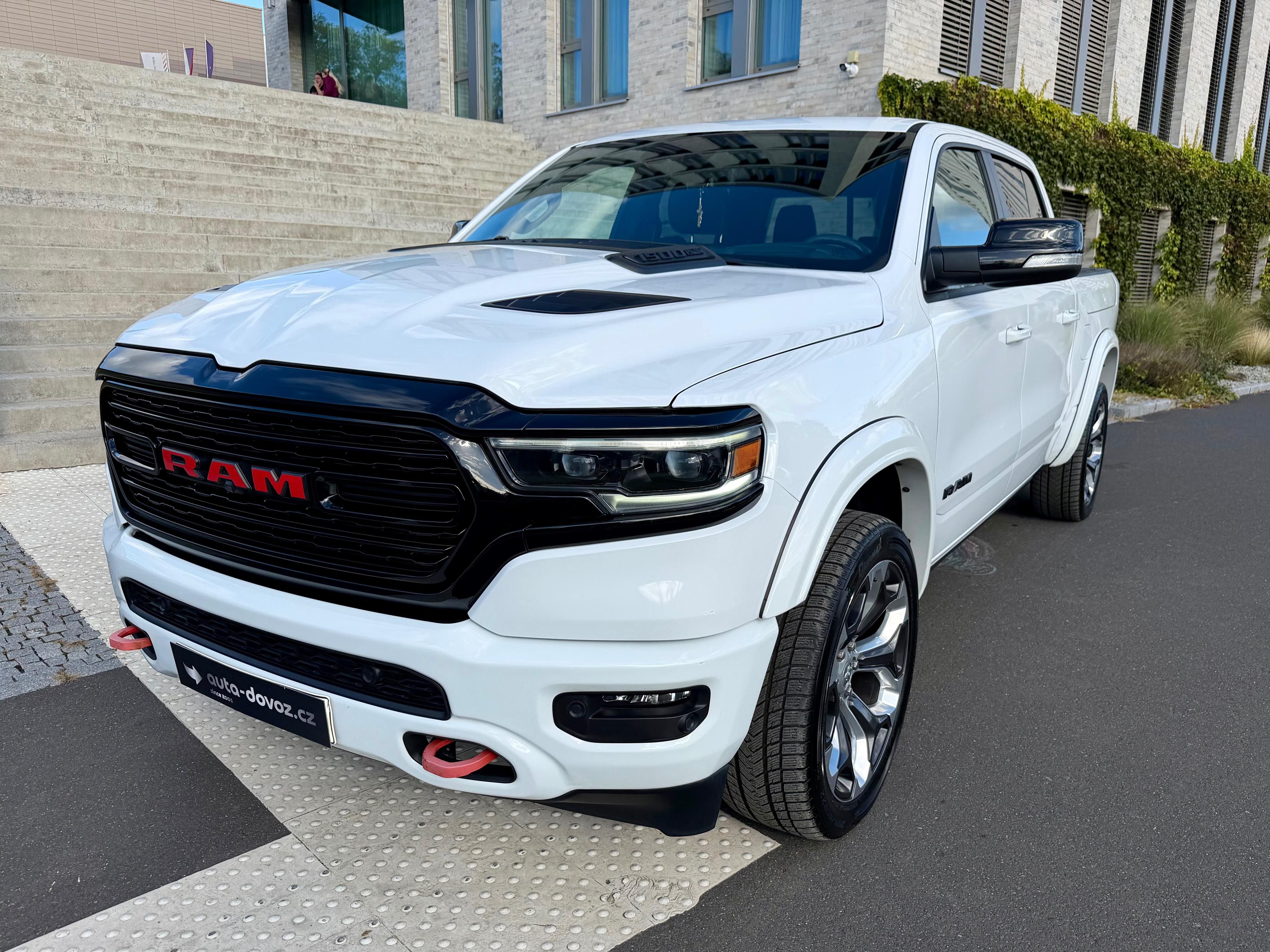 RAM 1500, 5.7HEMI 4X4 LPG-CREW-CAB-LMTD