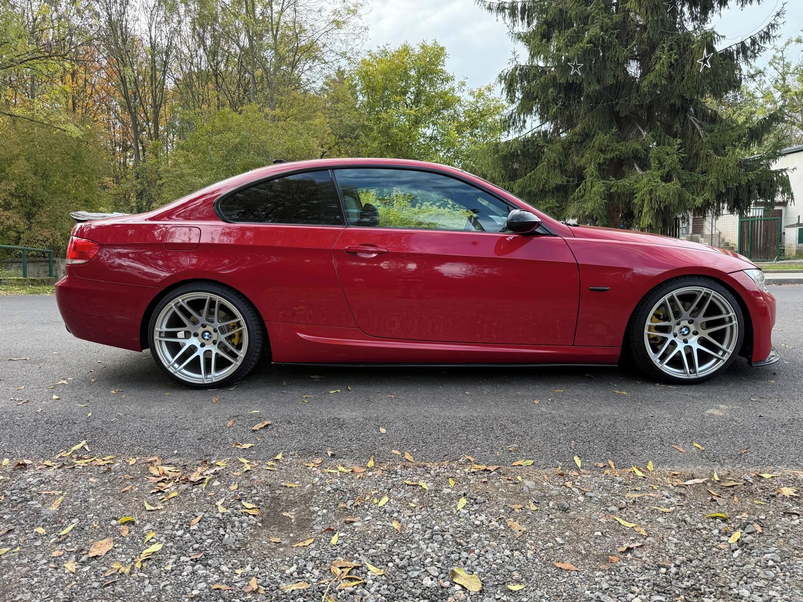 BMW Řada 3, 325i Manuál - fotka 2