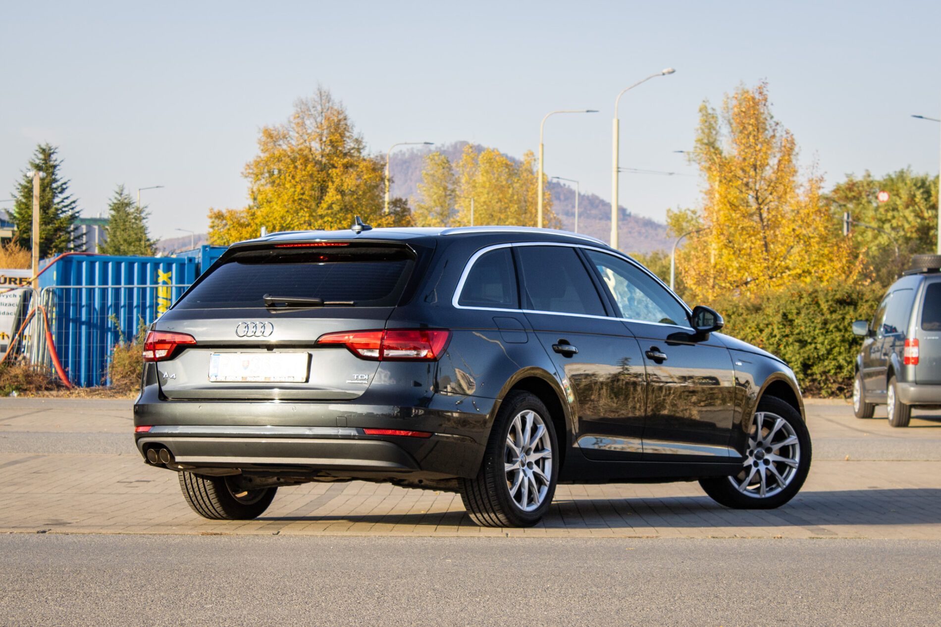 Audi A4 Avant - fotka 5